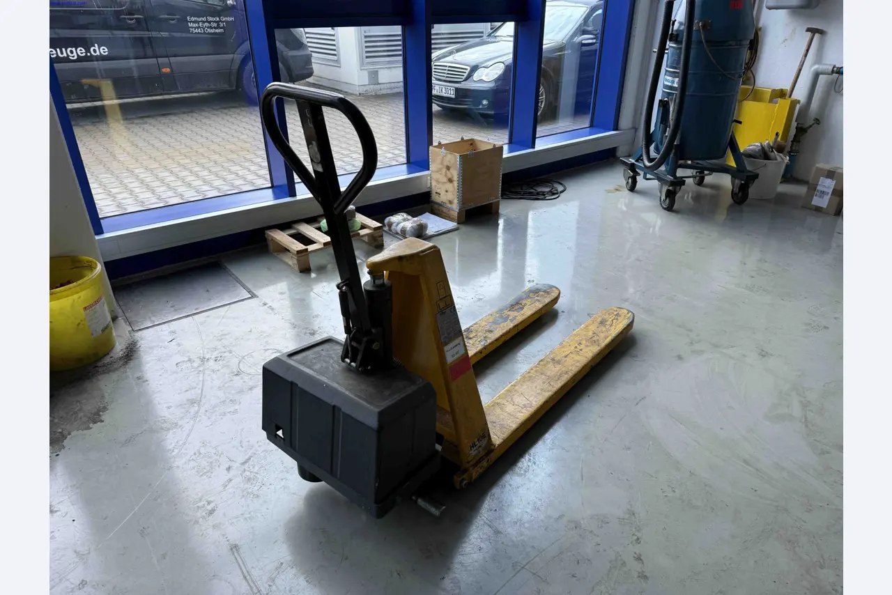 Machines for the production of precise metal components using CNC turning and CNC milling-2