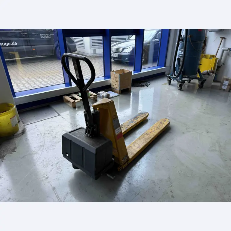 Machines for the production of precise metal components using CNC turning and CNC milling-2