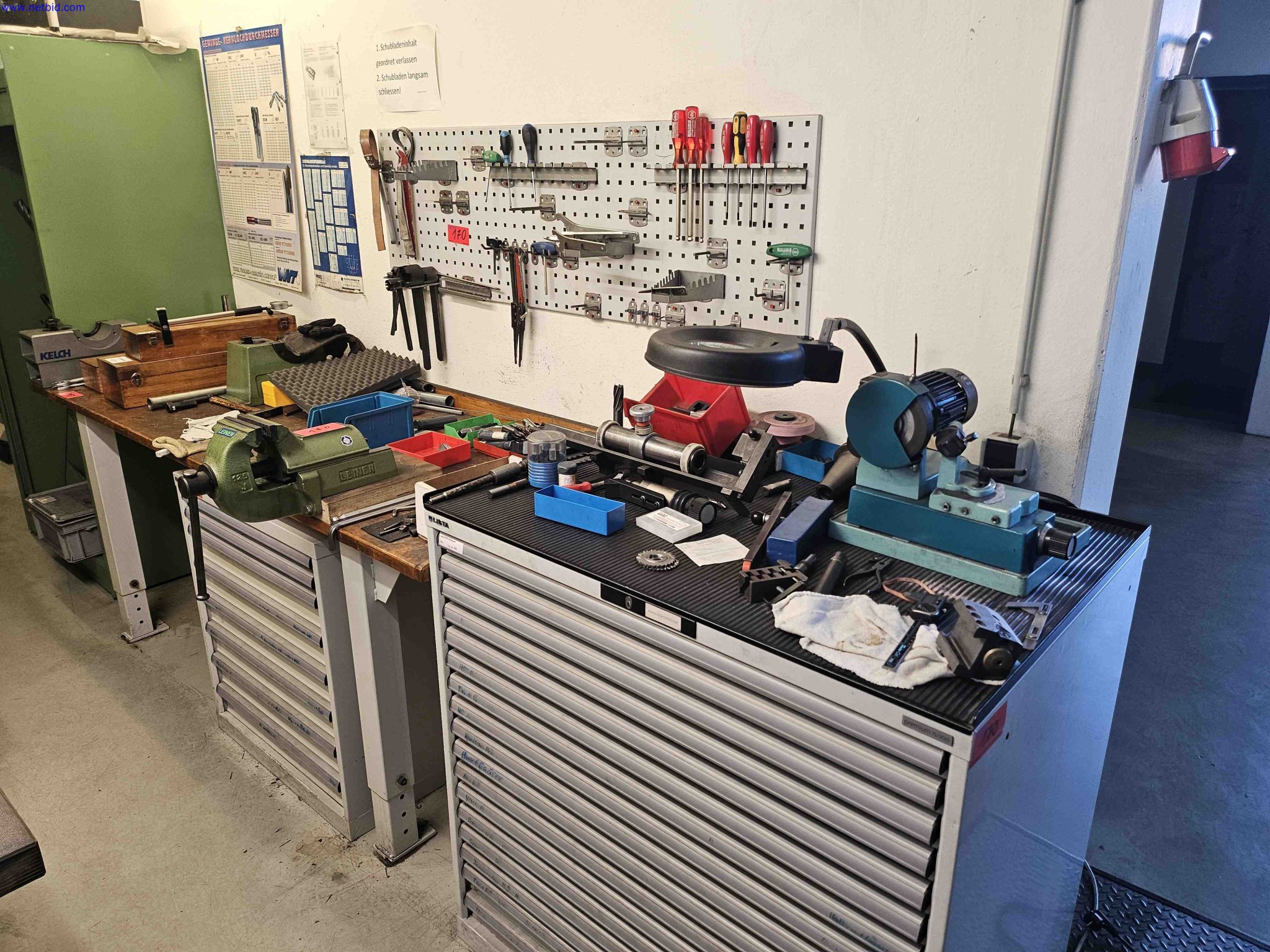 Machines for the production of precise metal components using CNC turning and CNC milling-15