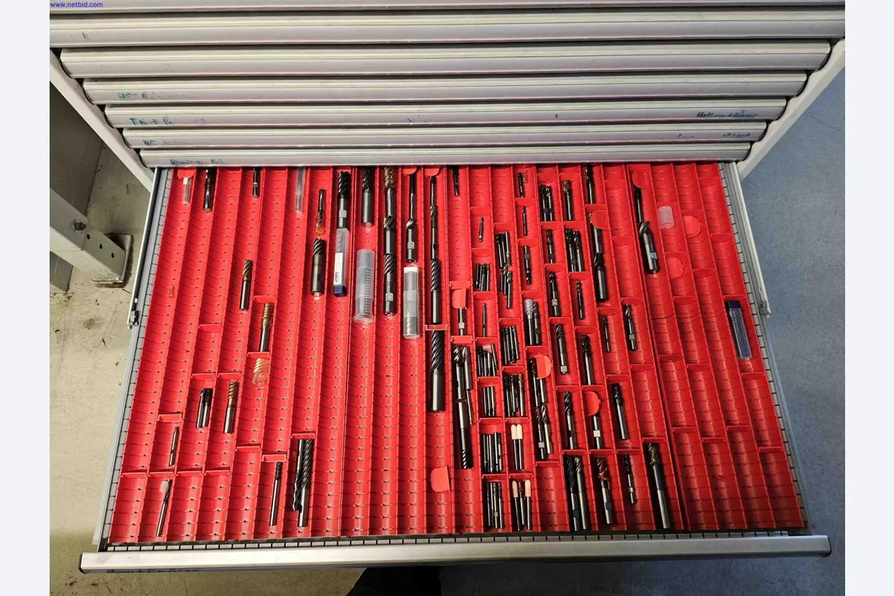 Machines for the production of precise metal components using CNC turning and CNC milling-6