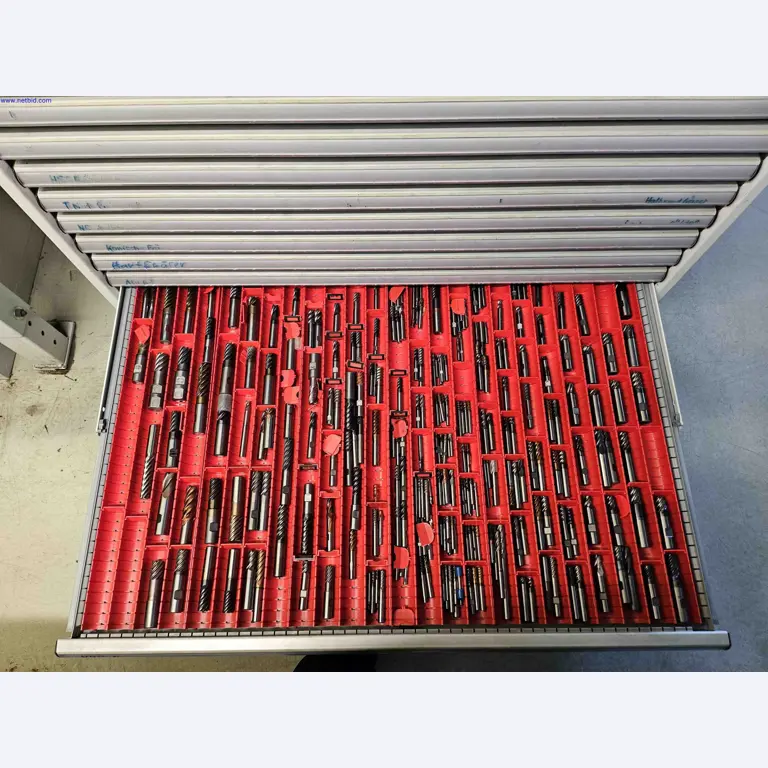 Machines for the production of precise metal components using CNC turning and CNC milling-7