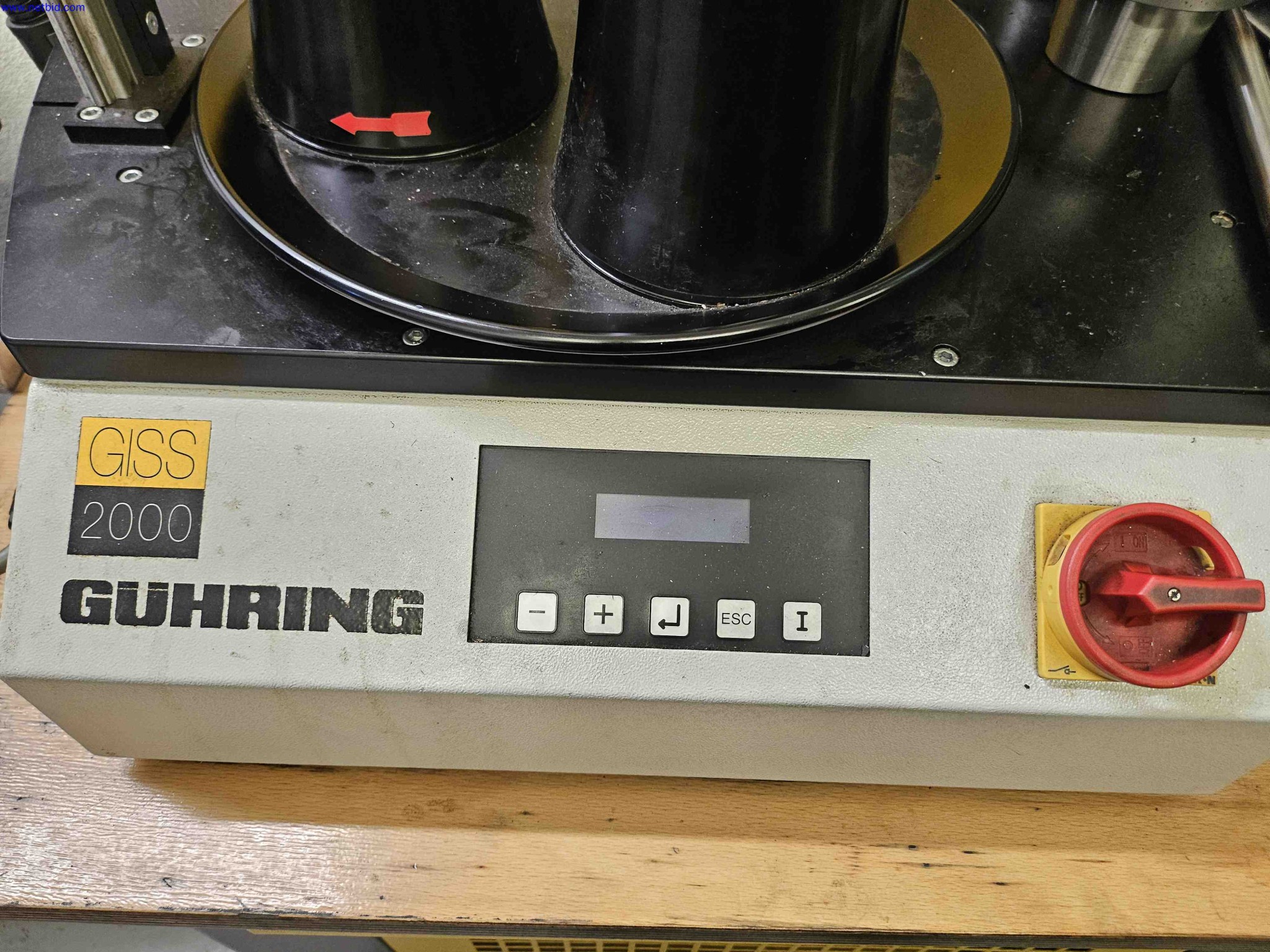 Machines for the production of precise metal components using CNC turning and CNC milling-3