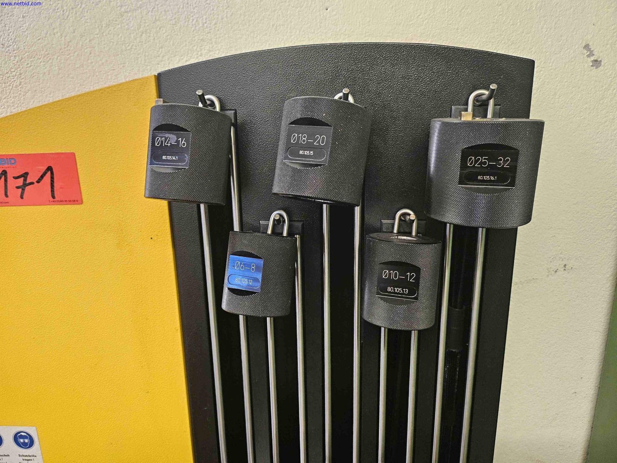 Machines for the production of precise metal components using CNC turning and CNC milling-4