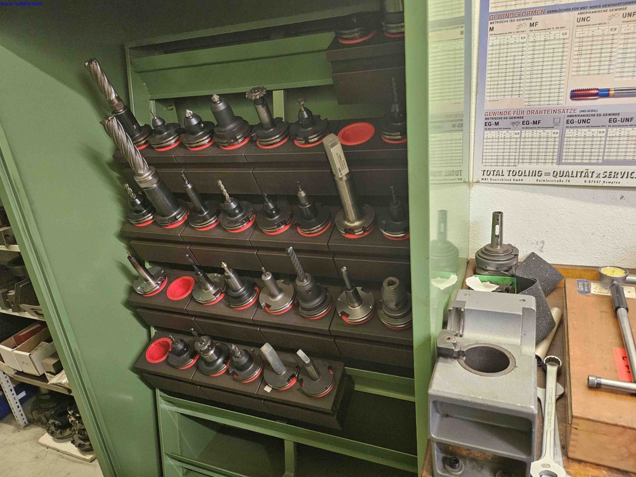 Machines for the production of precise metal components using CNC turning and CNC milling-2