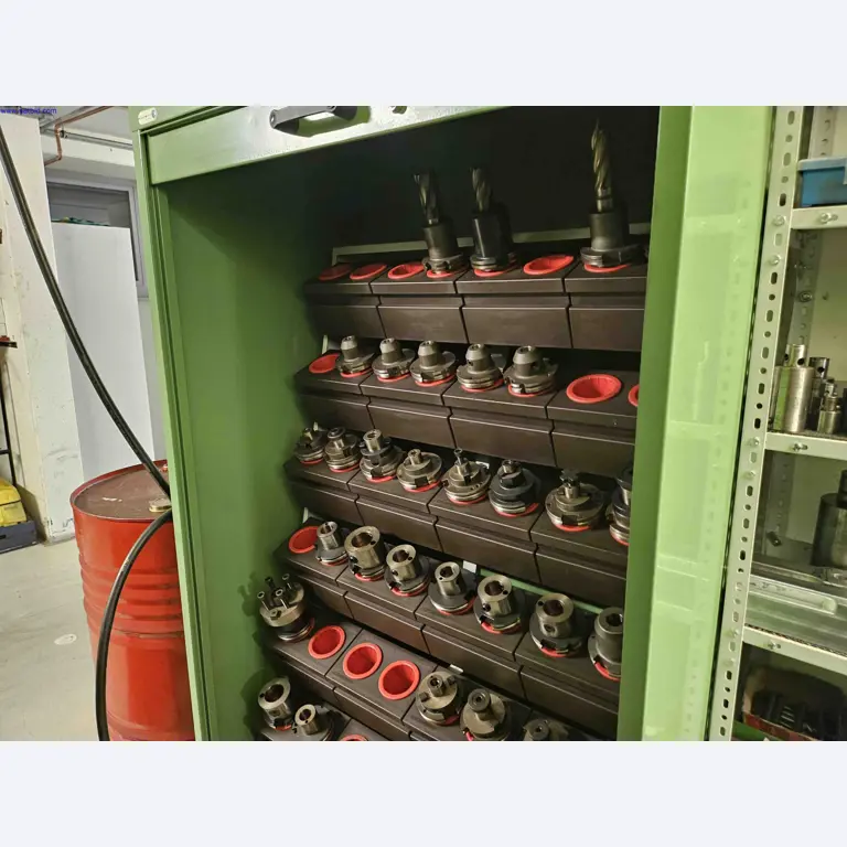 Machines for the production of precise metal components using CNC turning and CNC milling-7