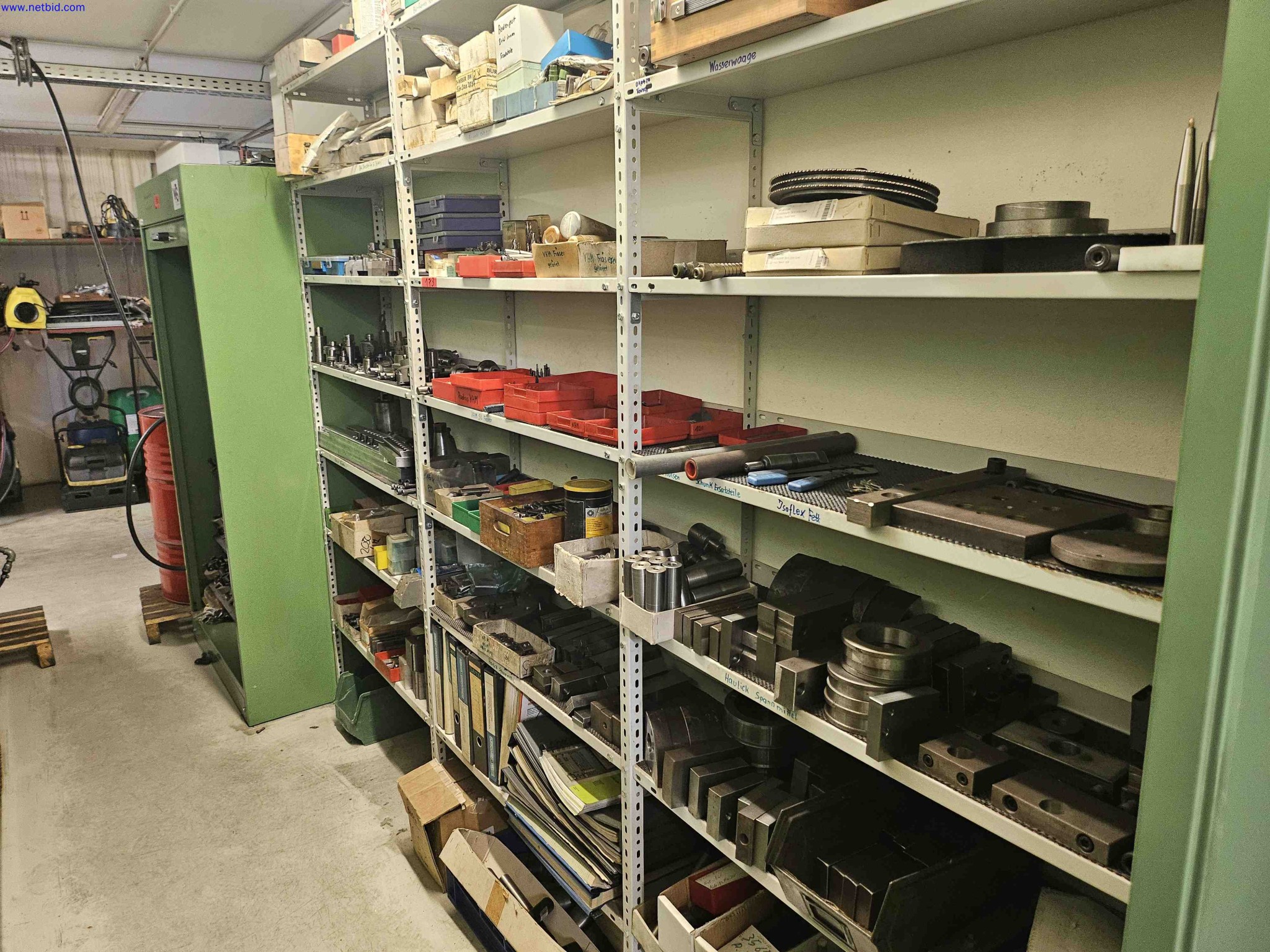 Machines for the production of precise metal components using CNC turning and CNC milling-9