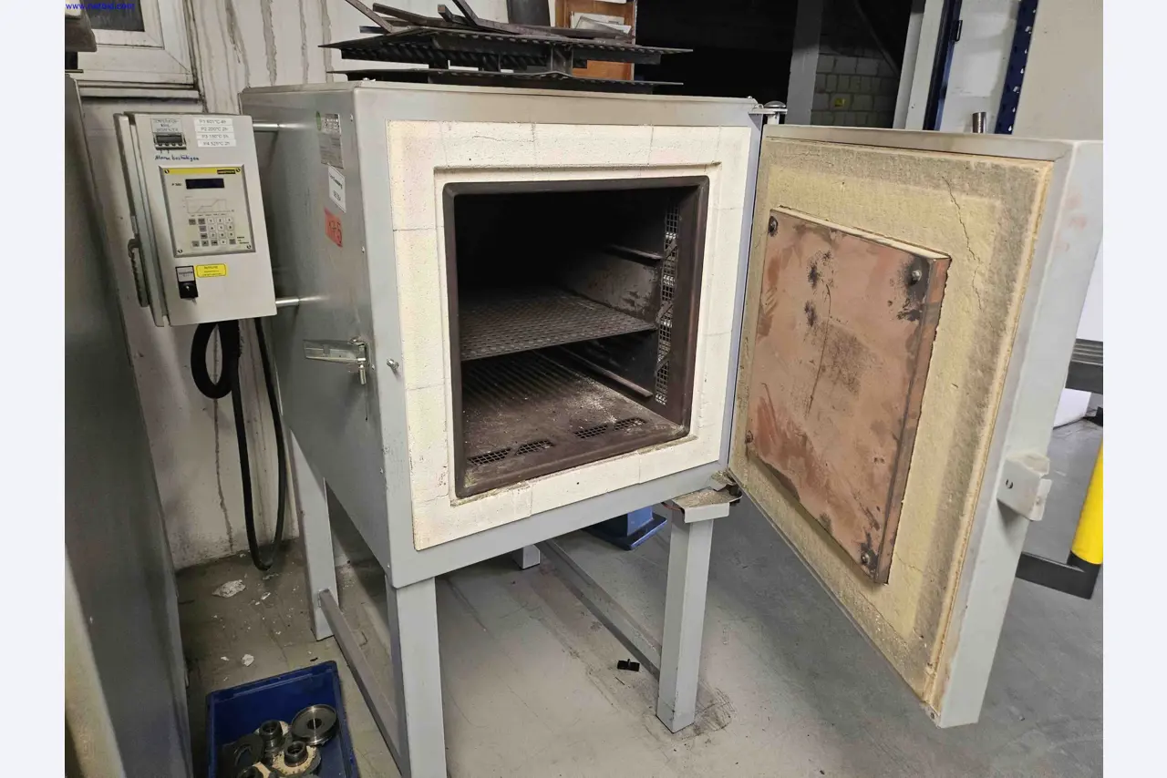 Machines for the production of precise metal components using CNC turning and CNC milling-2