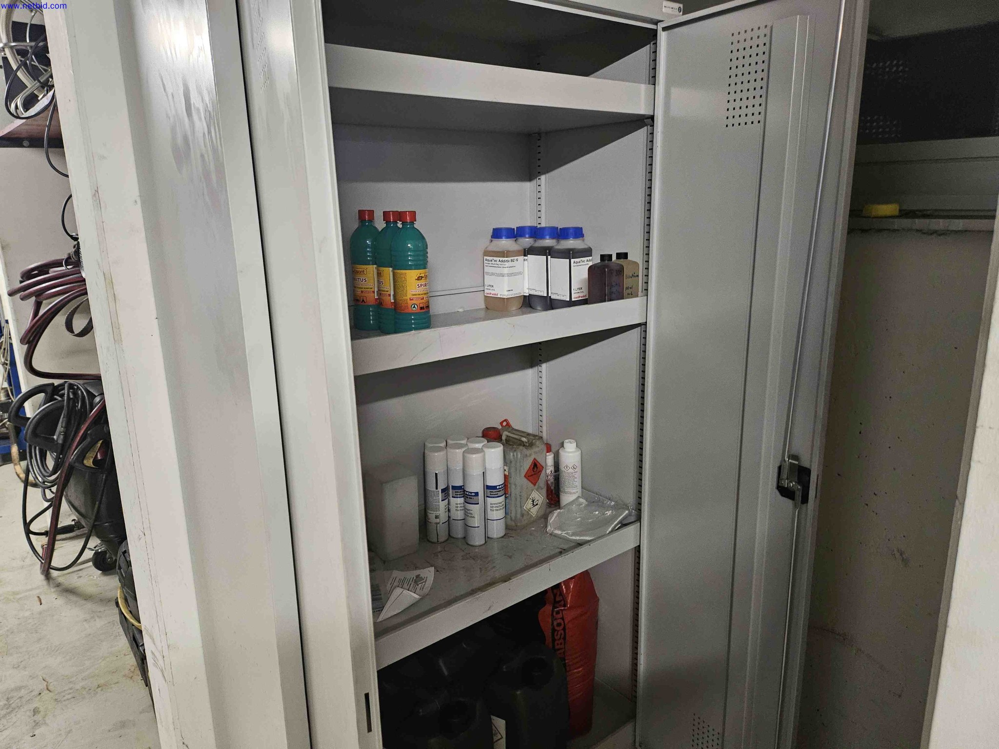 Machines for the production of precise metal components using CNC turning and CNC milling-4