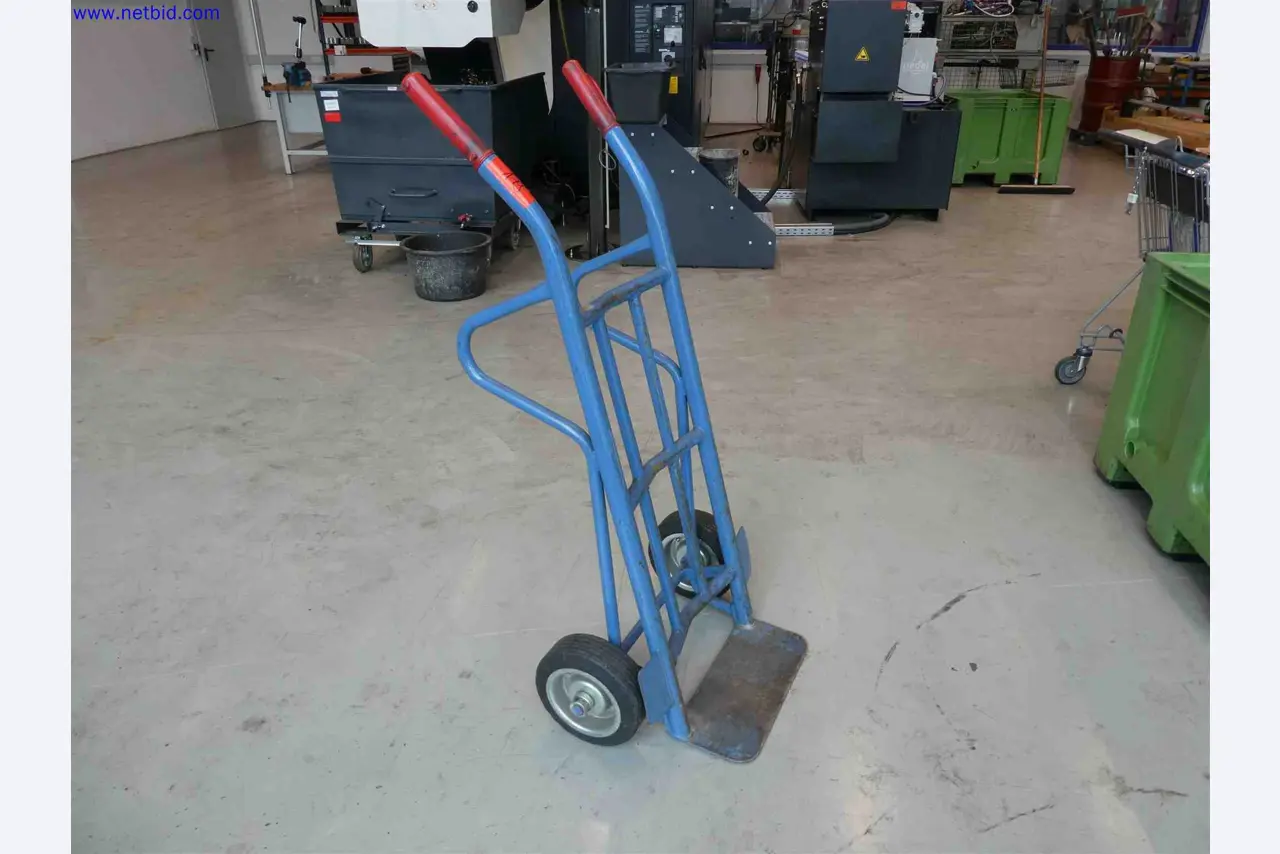 Machines for the production of precise metal components using CNC turning and CNC milling-1