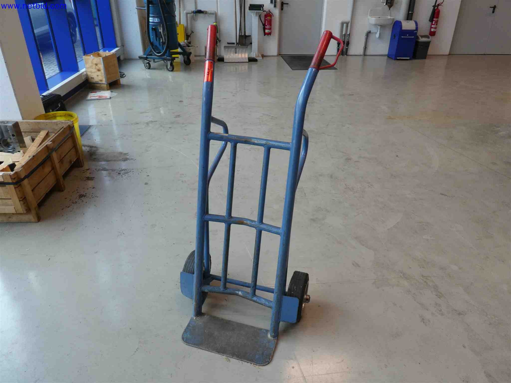 Machines for the production of precise metal components using CNC turning and CNC milling-2