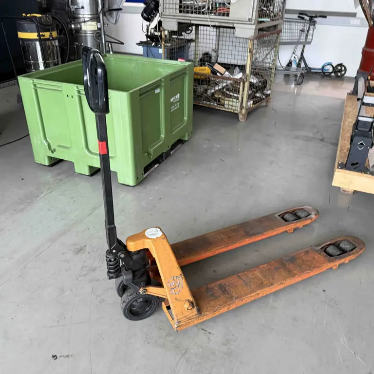 Pallet truck BT