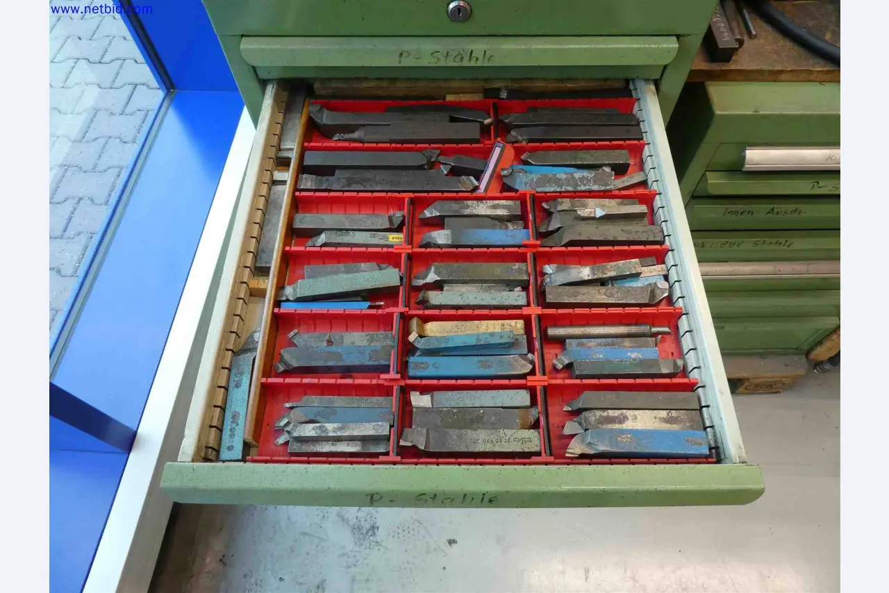 Machines for the production of precise metal components using CNC turning and CNC milling-10