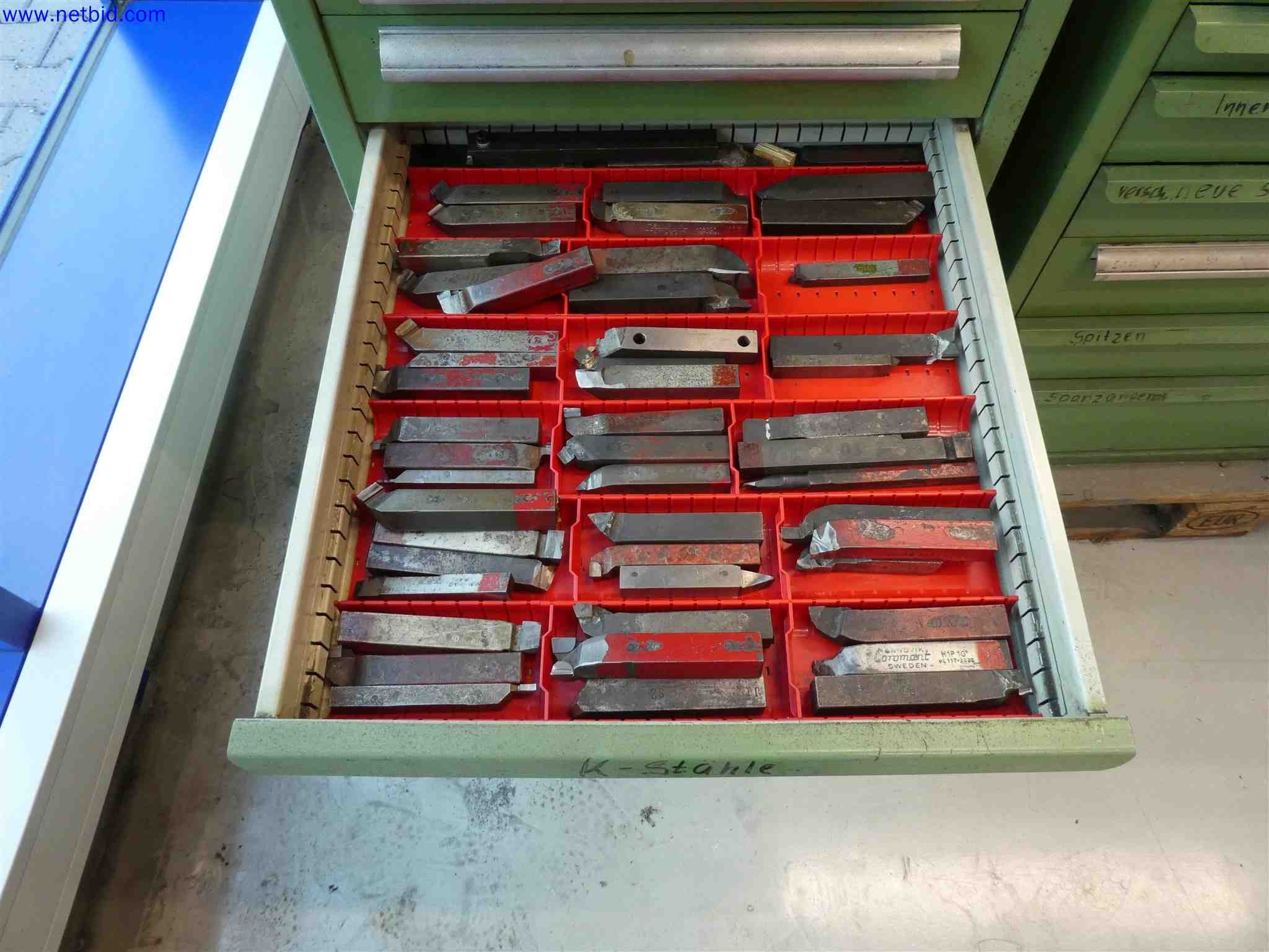 Machines for the production of precise metal components using CNC turning and CNC milling-14