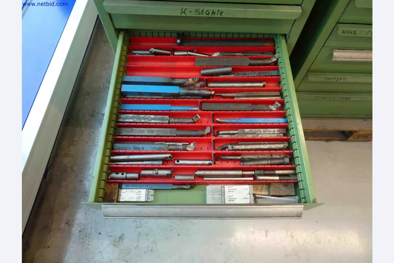 Machines for the production of precise metal components using CNC turning and CNC milling-15