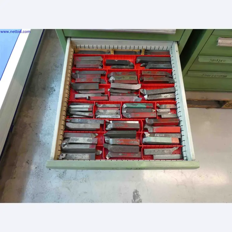 Machines for the production of precise metal components using CNC turning and CNC milling-16