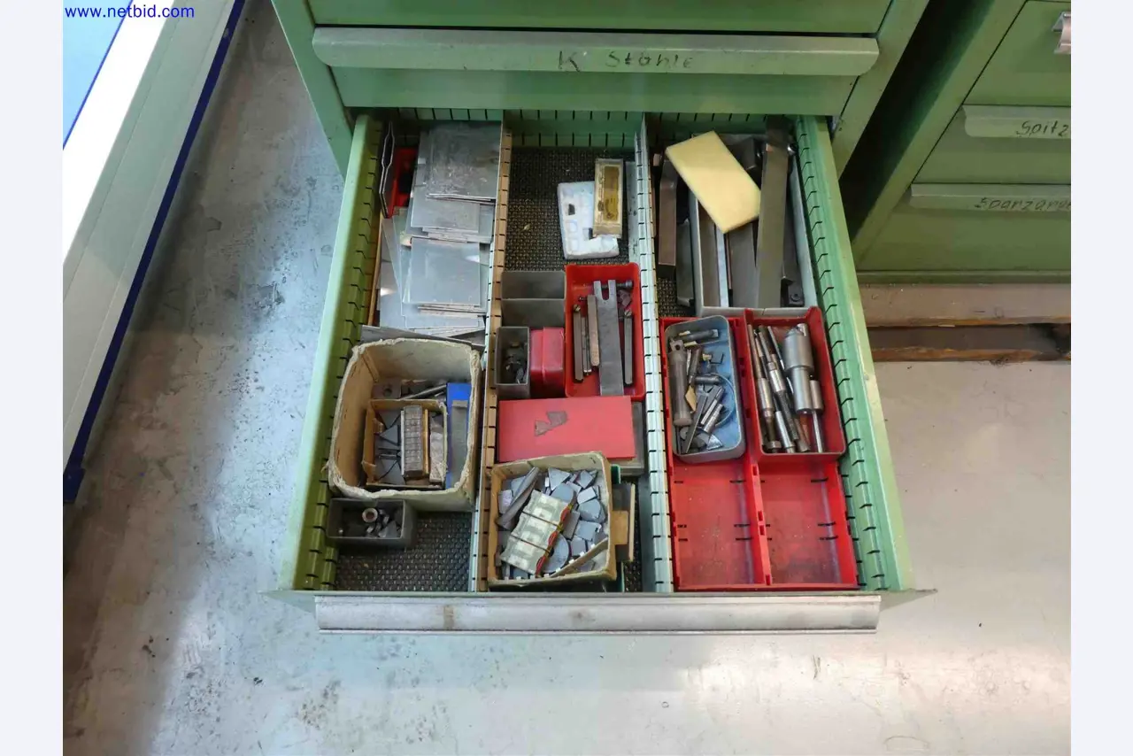 Machines for the production of precise metal components using CNC turning and CNC milling-17