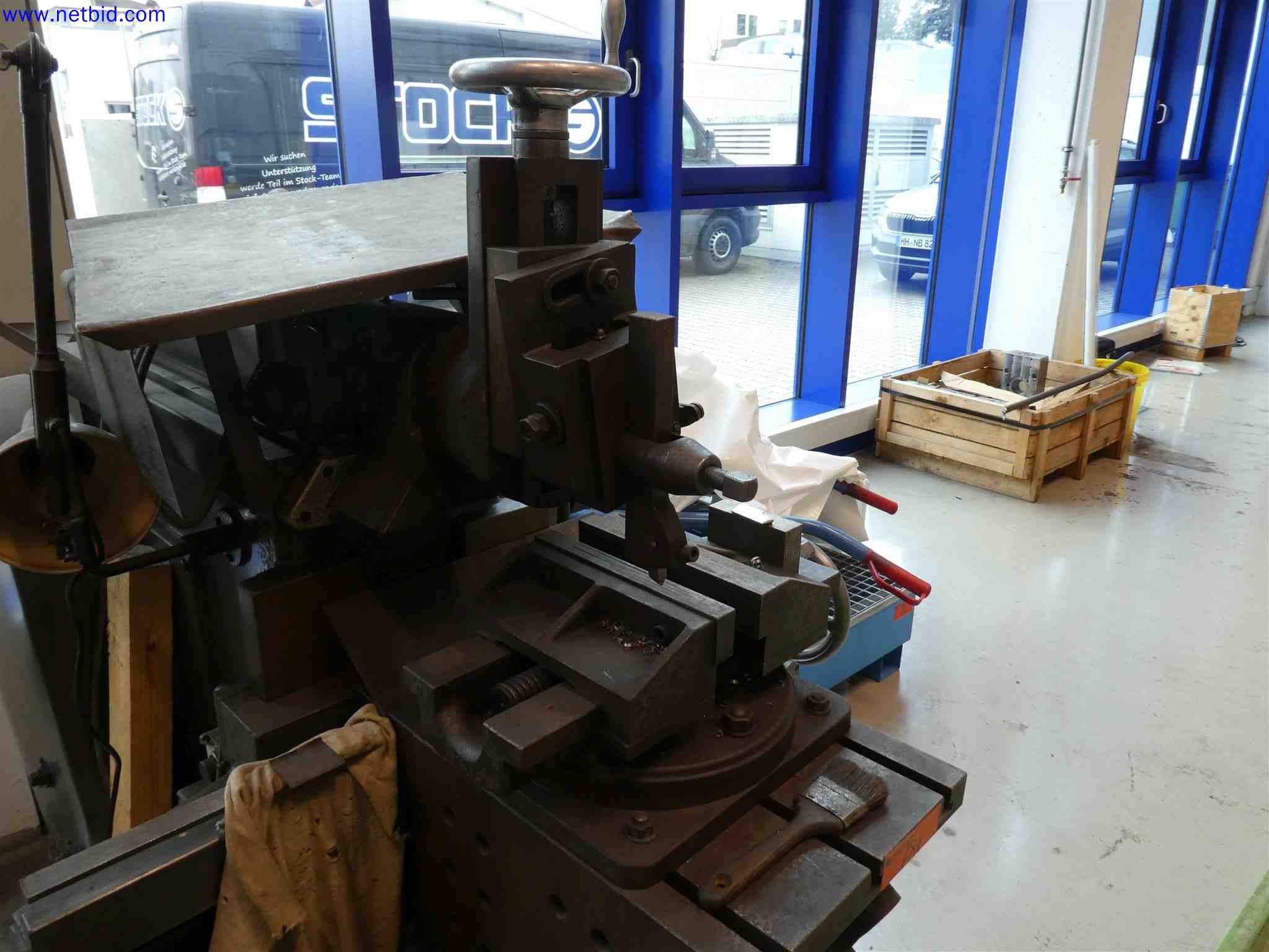 Machines for the production of precise metal components using CNC turning and CNC milling-3