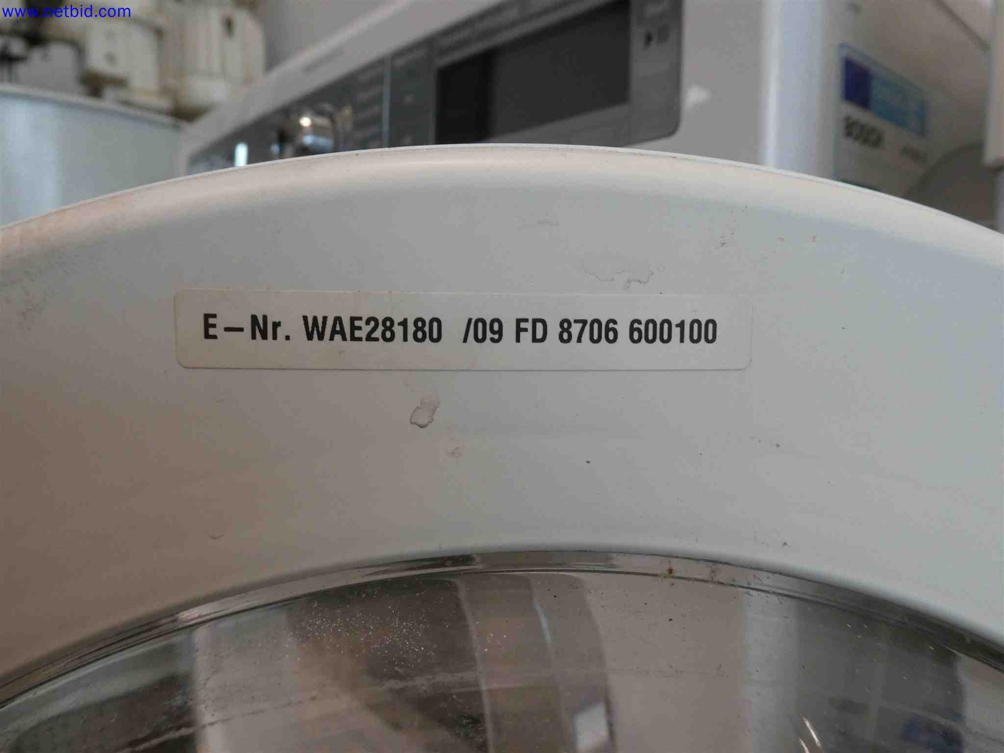 Machines for the production of precise metal components using CNC turning and CNC milling-3