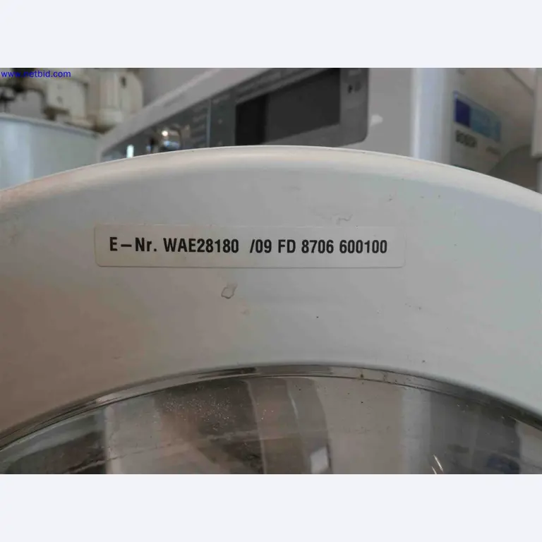 Machines for the production of precise metal components using CNC turning and CNC milling-3