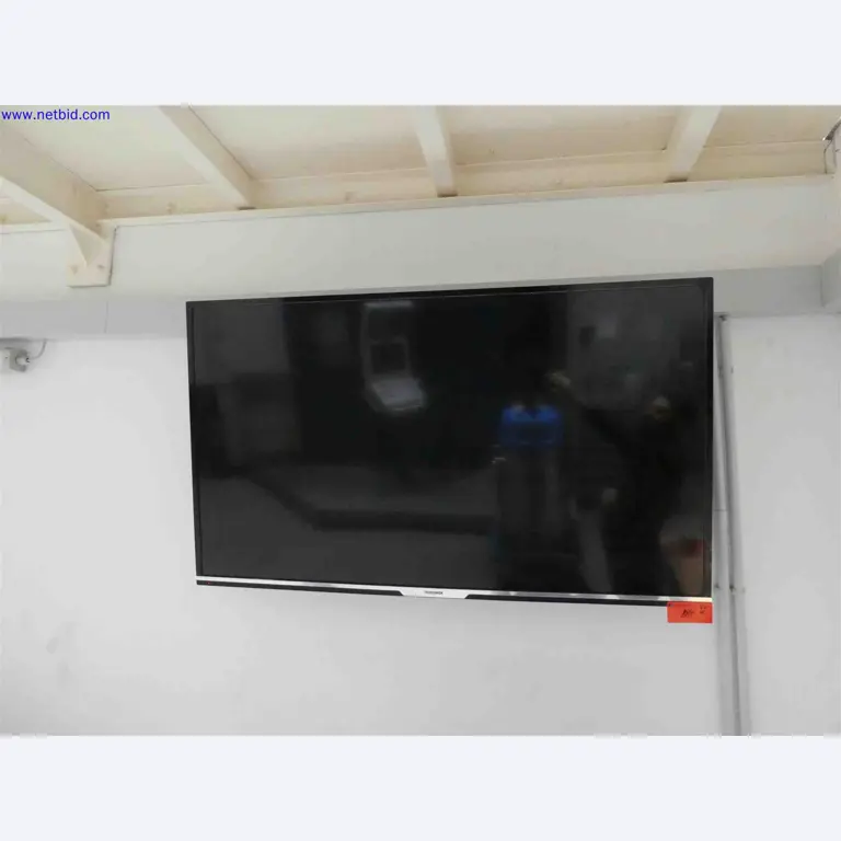 Machines for the production of precise metal components using CNC turning and CNC milling-3