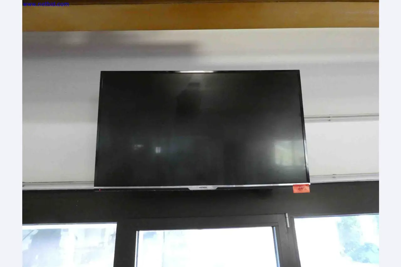 Machines for the production of precise metal components using CNC turning and CNC milling-6