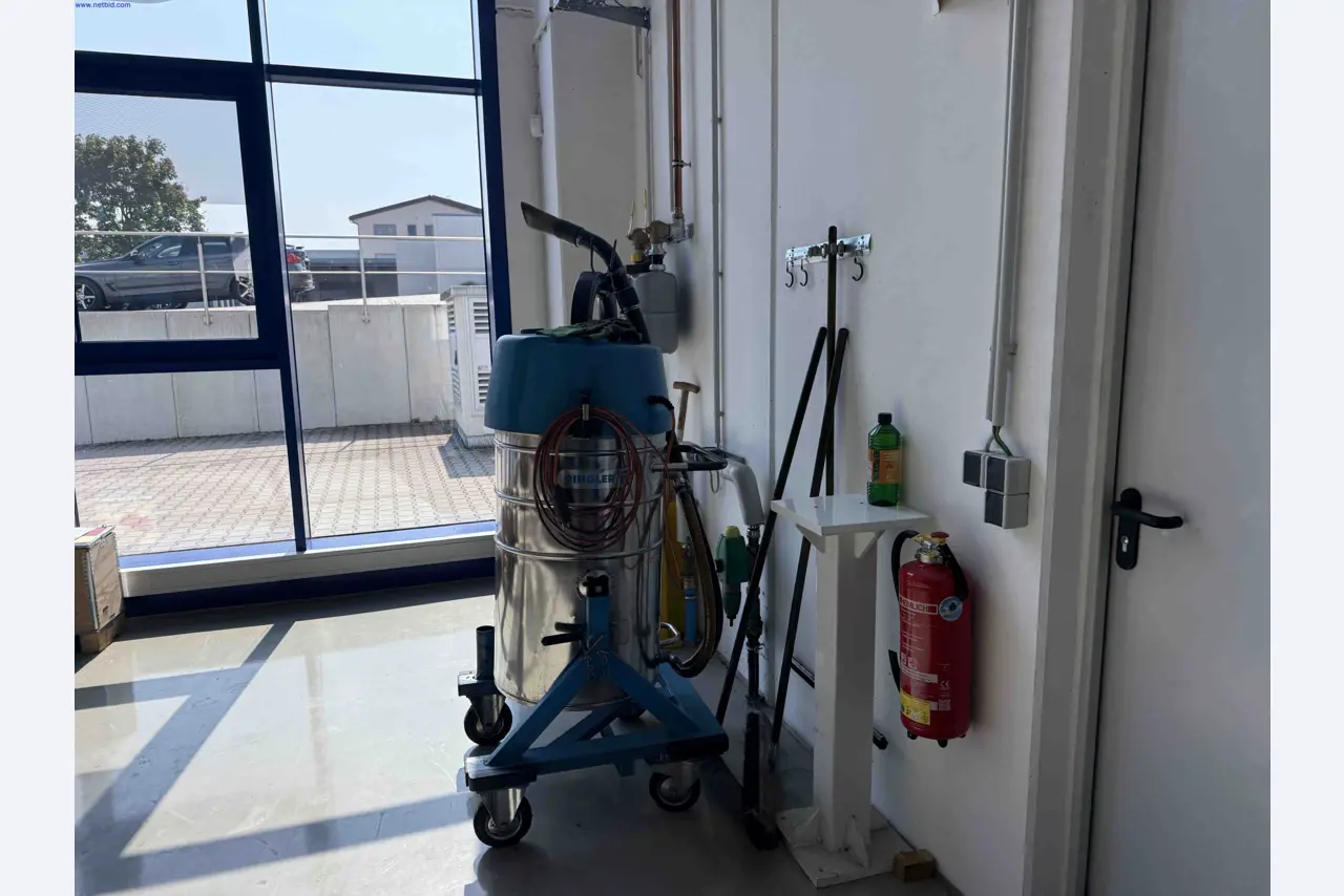 Machines for the production of precise metal components using CNC turning and CNC milling-1