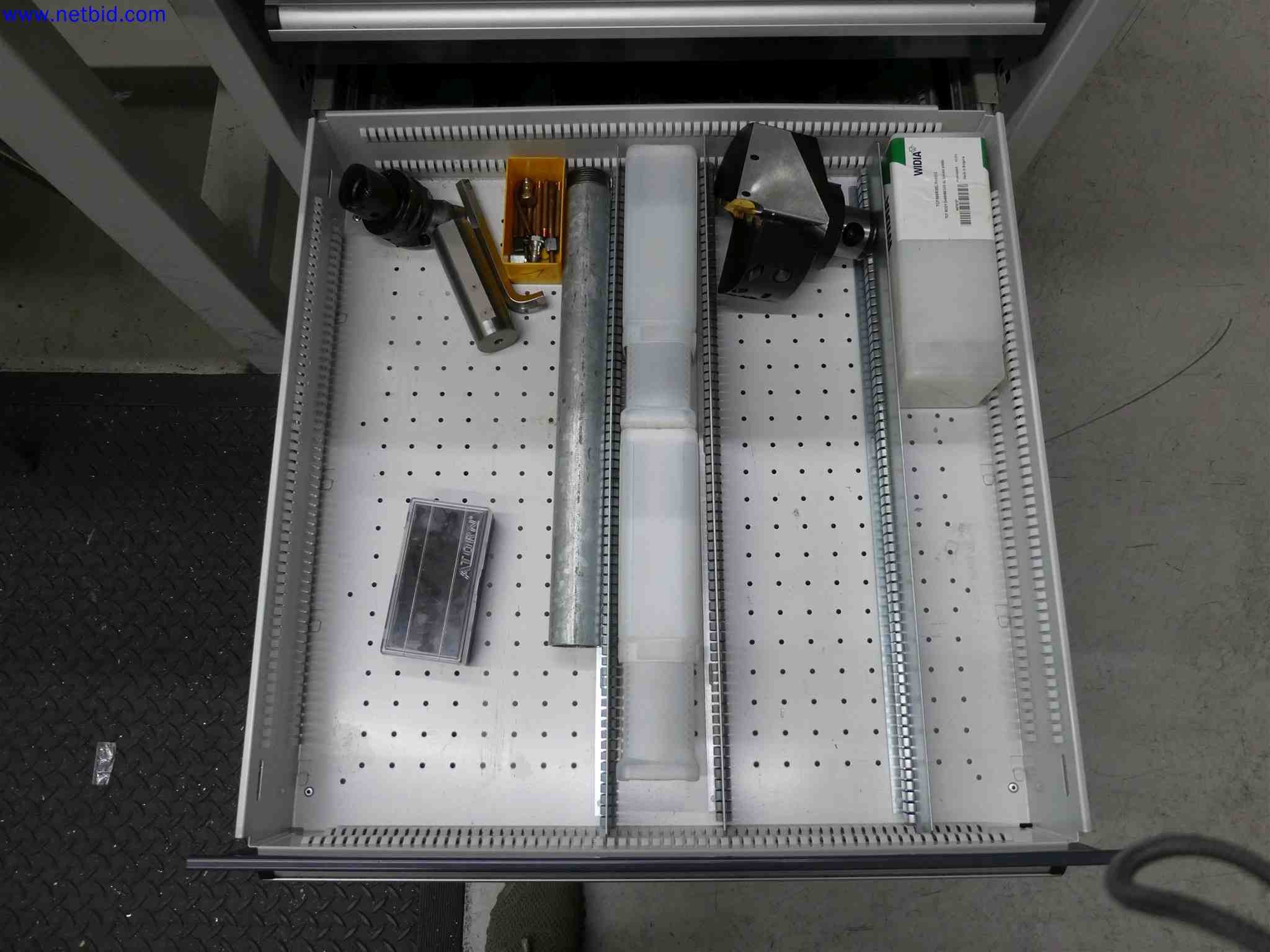 Machines for the production of precise metal components using CNC turning and CNC milling-11