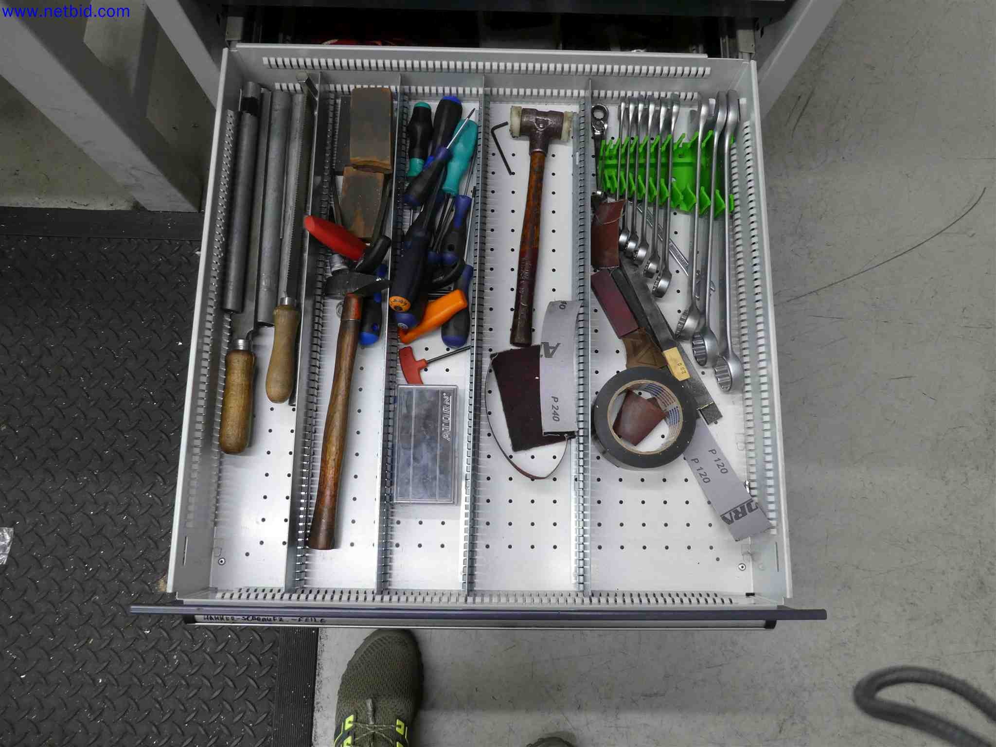 Machines for the production of precise metal components using CNC turning and CNC milling-2