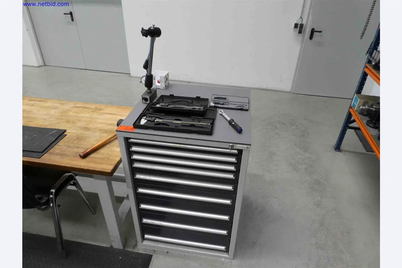 Machines for the production of precise metal components using CNC turning and CNC milling-5