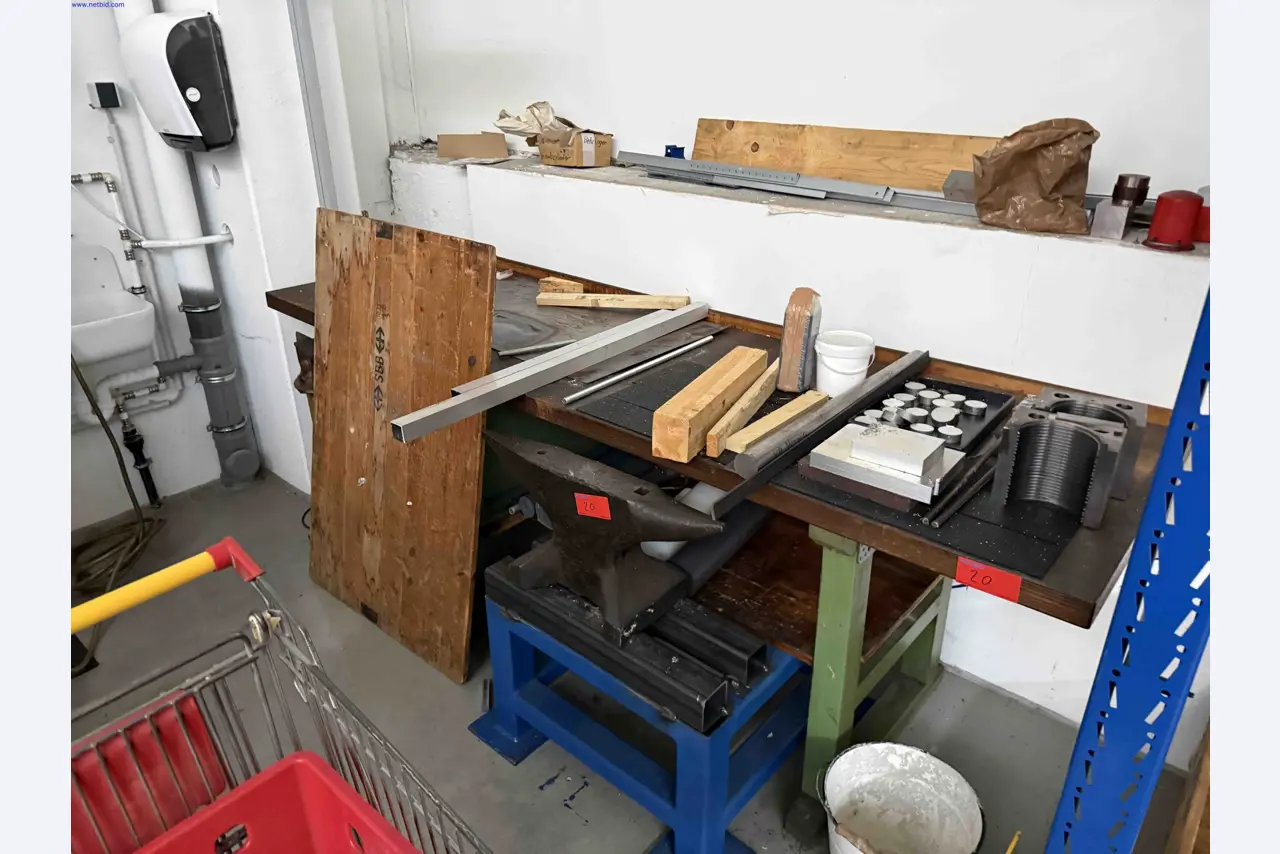 Machines for the production of precise metal components using CNC turning and CNC milling-2