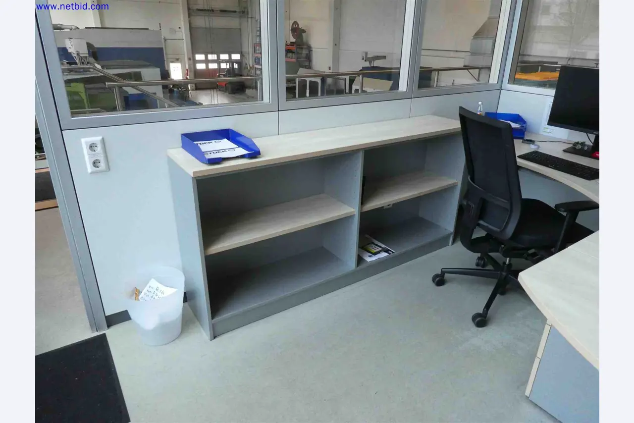 Machines for the production of precise metal components using CNC turning and CNC milling-3