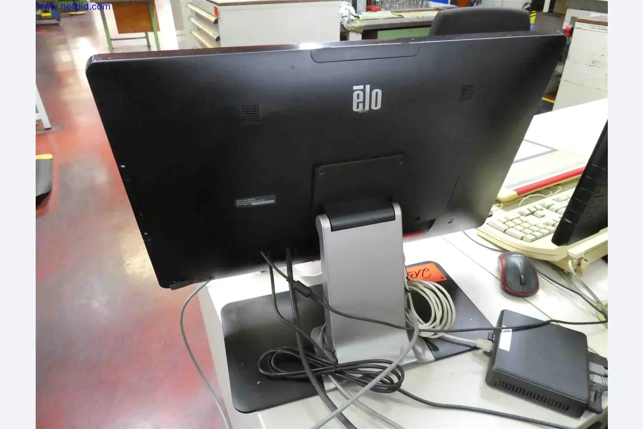 Machines for the production of precise metal components using CNC turning and CNC milling-2