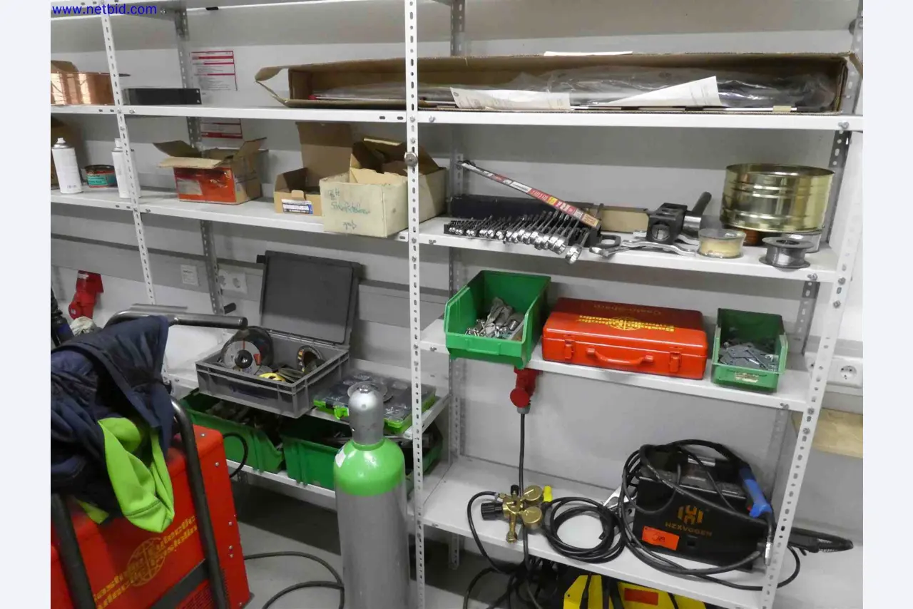 Machines for the production of precise metal components using CNC turning and CNC milling-2