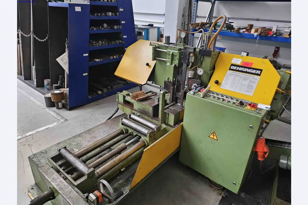 Machines for the production of precise metal components using CNC turning and CNC milling-1