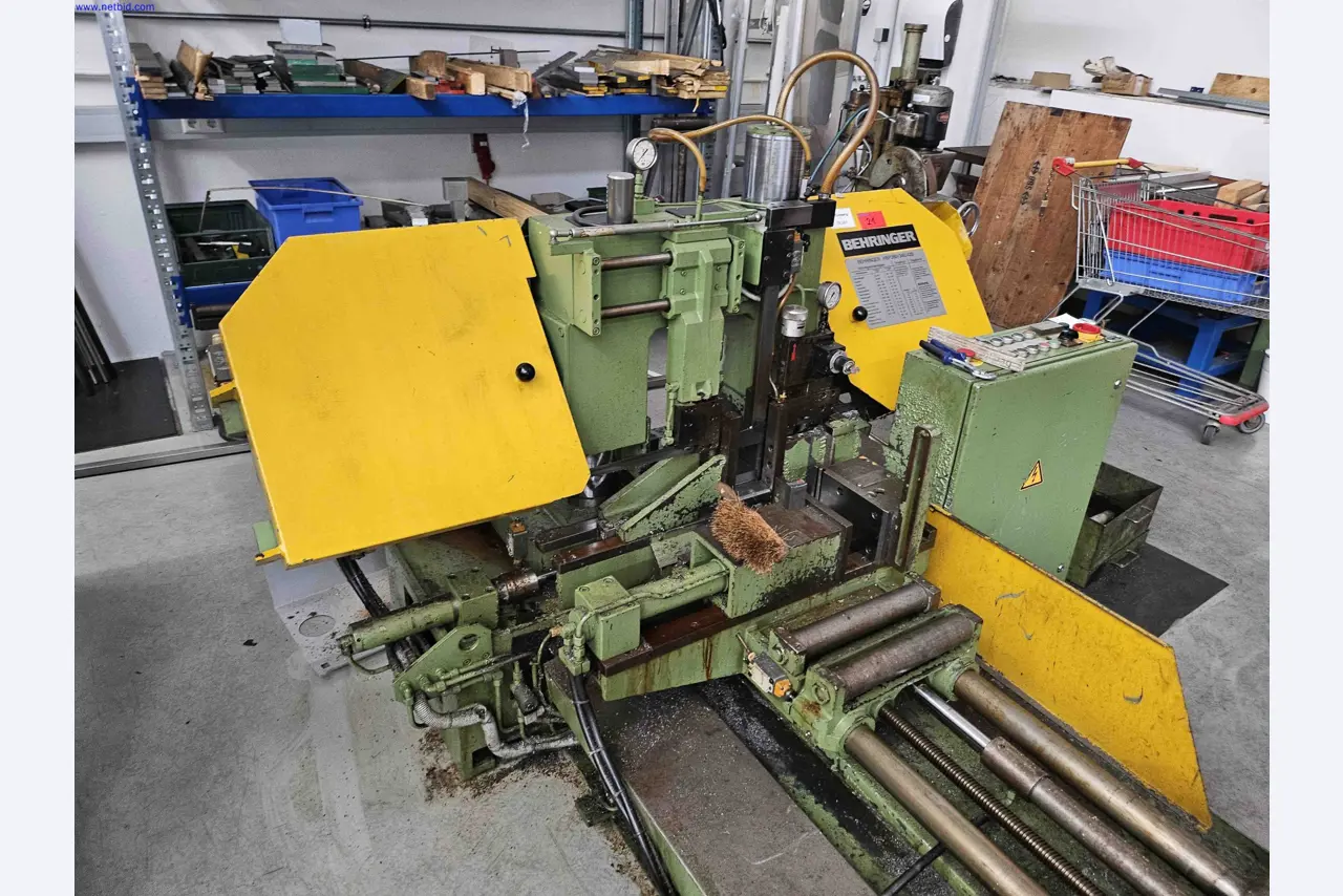 Machines for the production of precise metal components using CNC turning and CNC milling-3