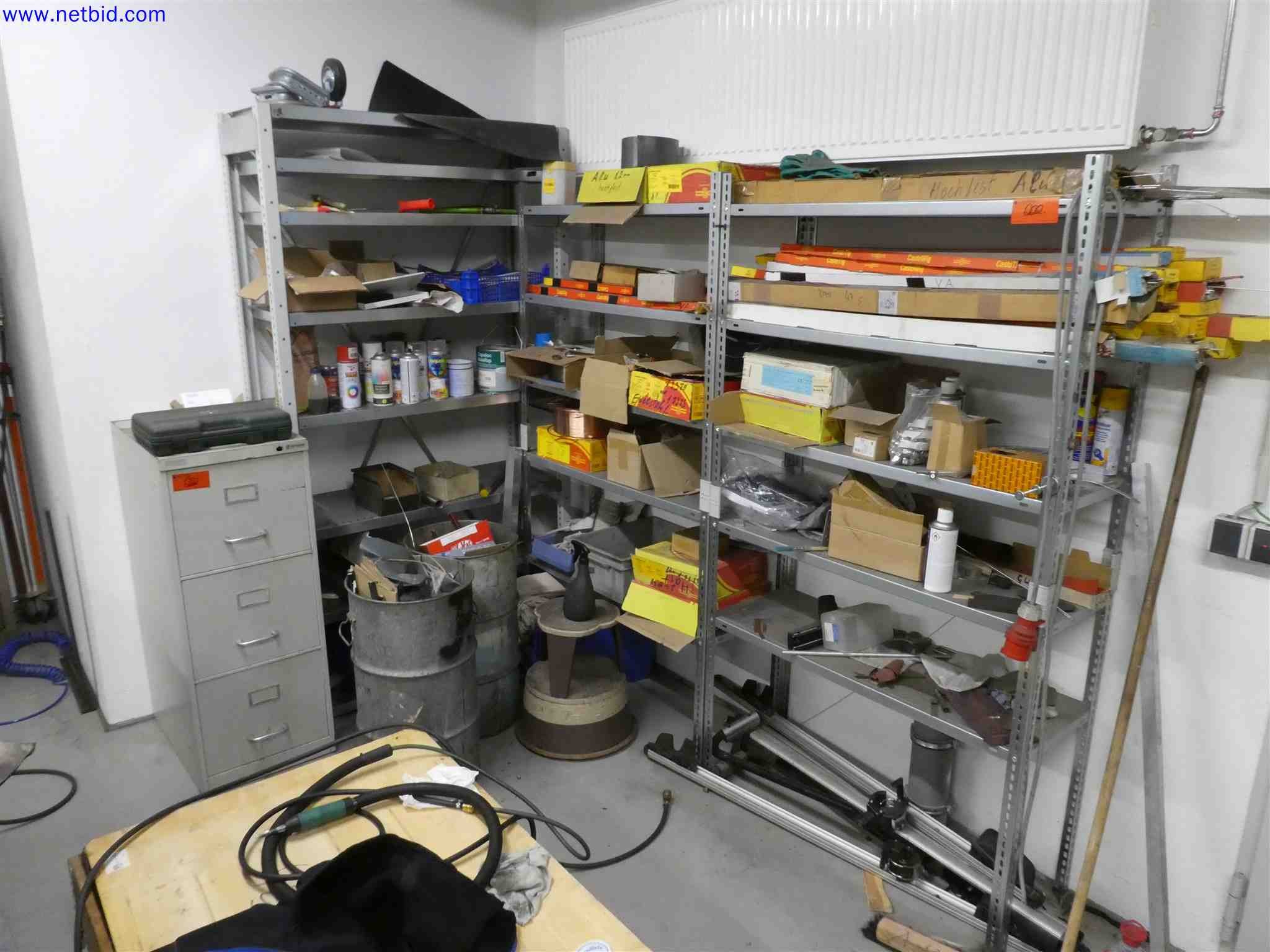 Machines for the production of precise metal components using CNC turning and CNC milling-1