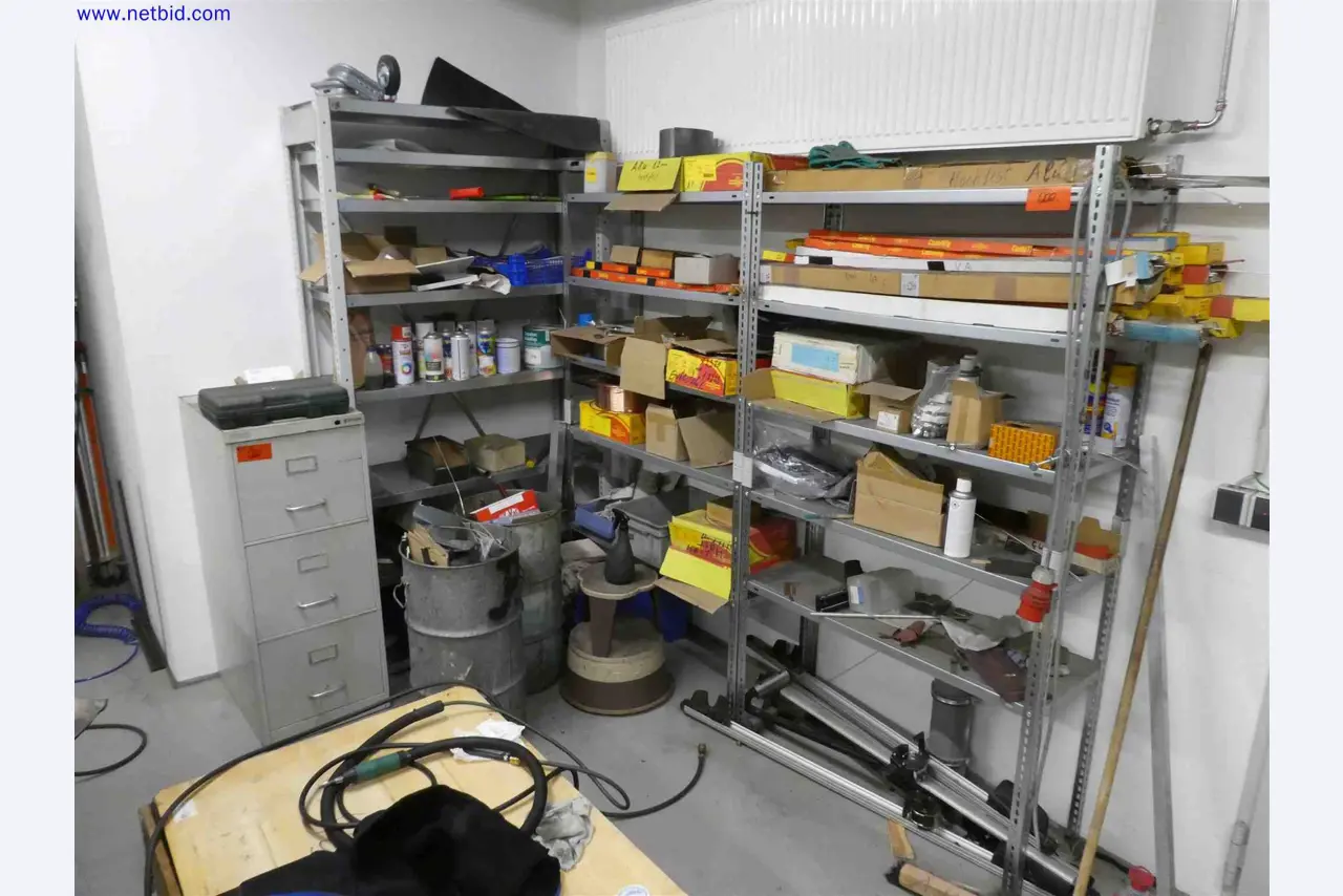 Machines for the production of precise metal components using CNC turning and CNC milling-1