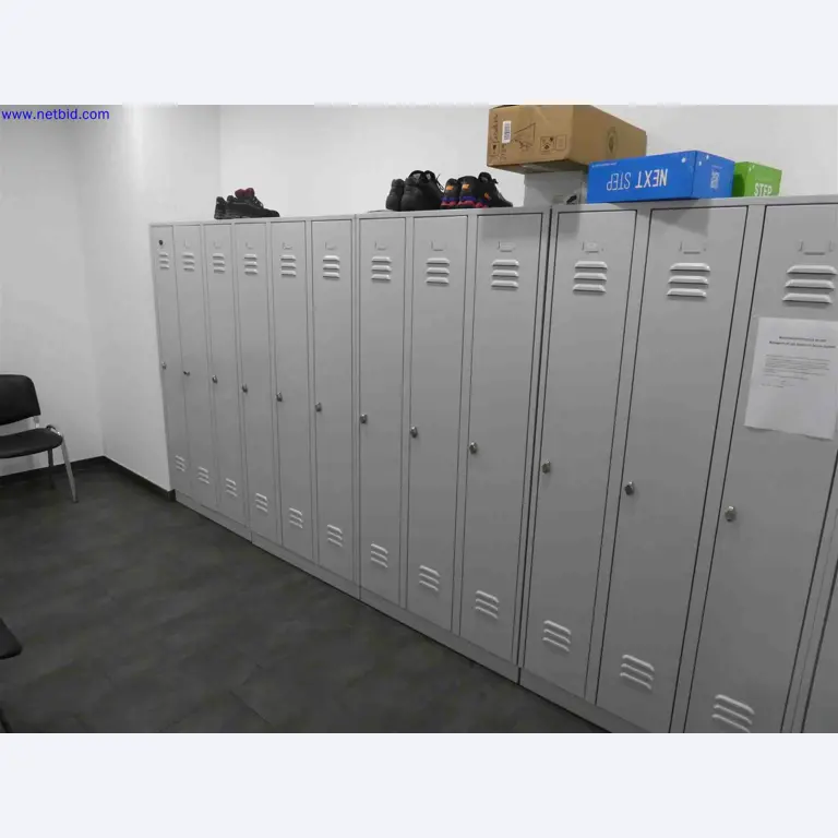 Machines for the production of precise metal components using CNC turning and CNC milling-2