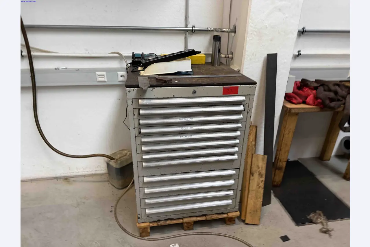 Machines for the production of precise metal components using CNC turning and CNC milling-2