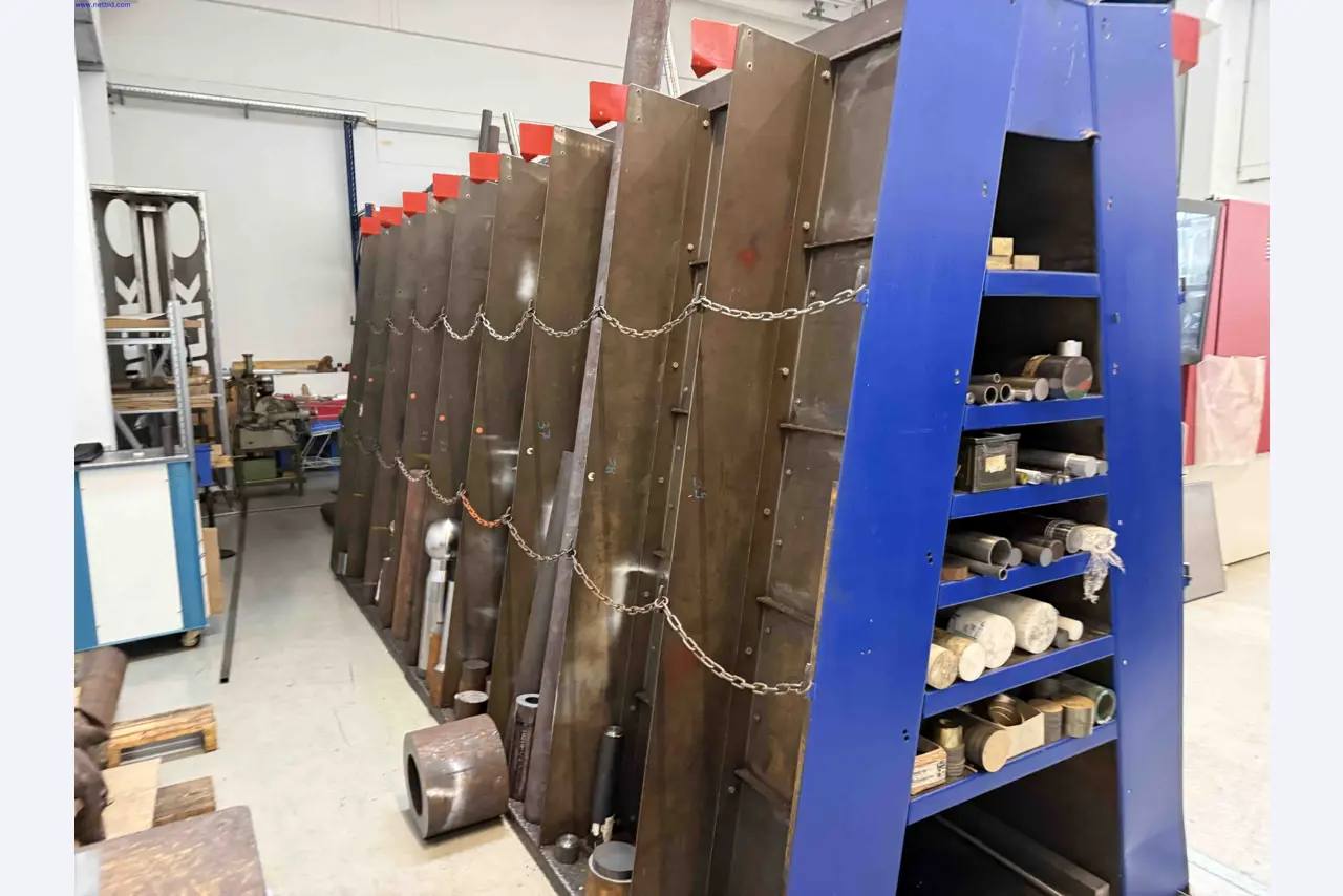 Machines for the production of precise metal components using CNC turning and CNC milling-3