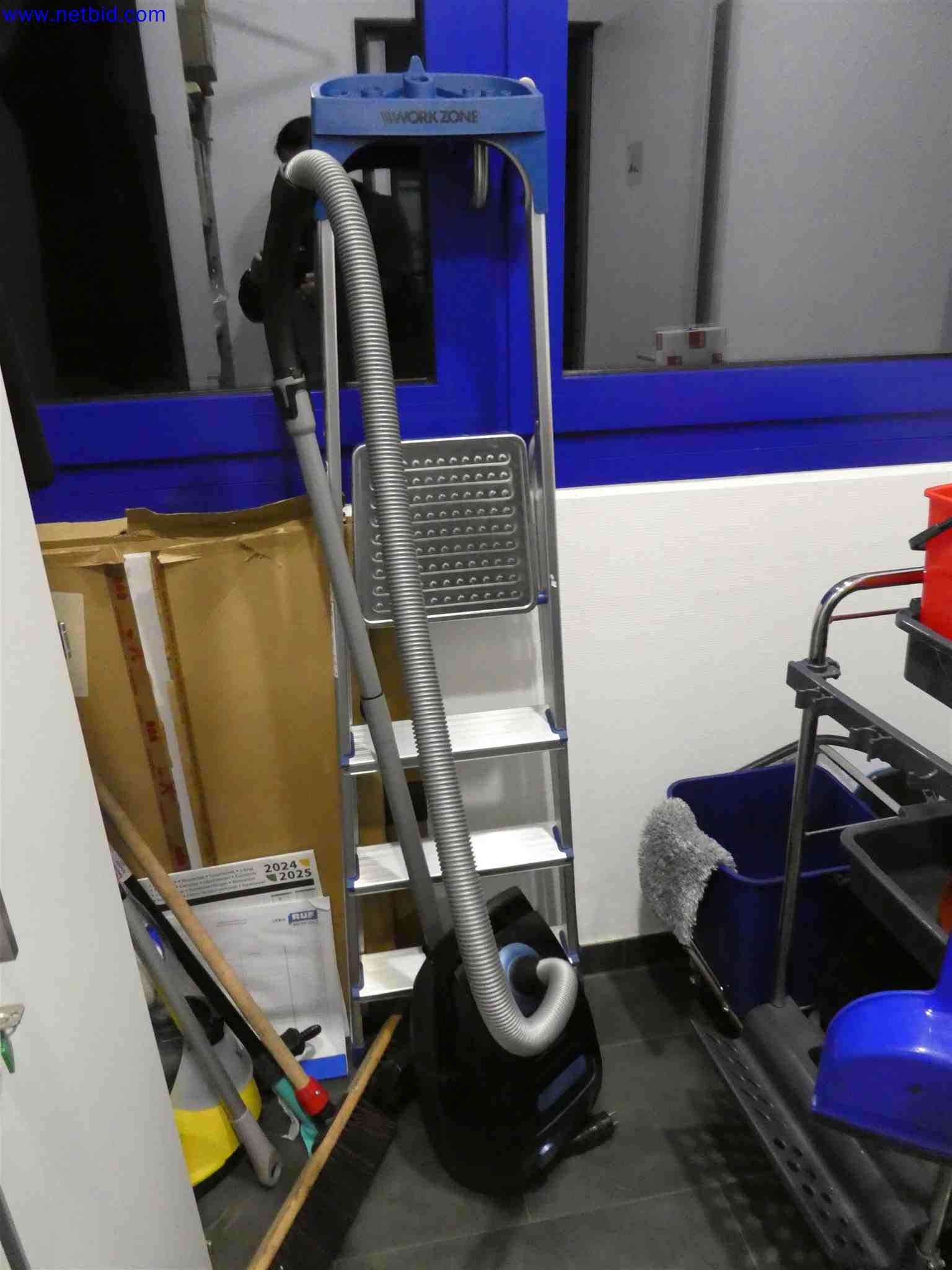 Machines for the production of precise metal components using CNC turning and CNC milling-3