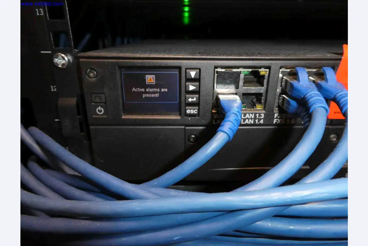 Machines for the production of precise metal components using CNC turning and CNC milling-3