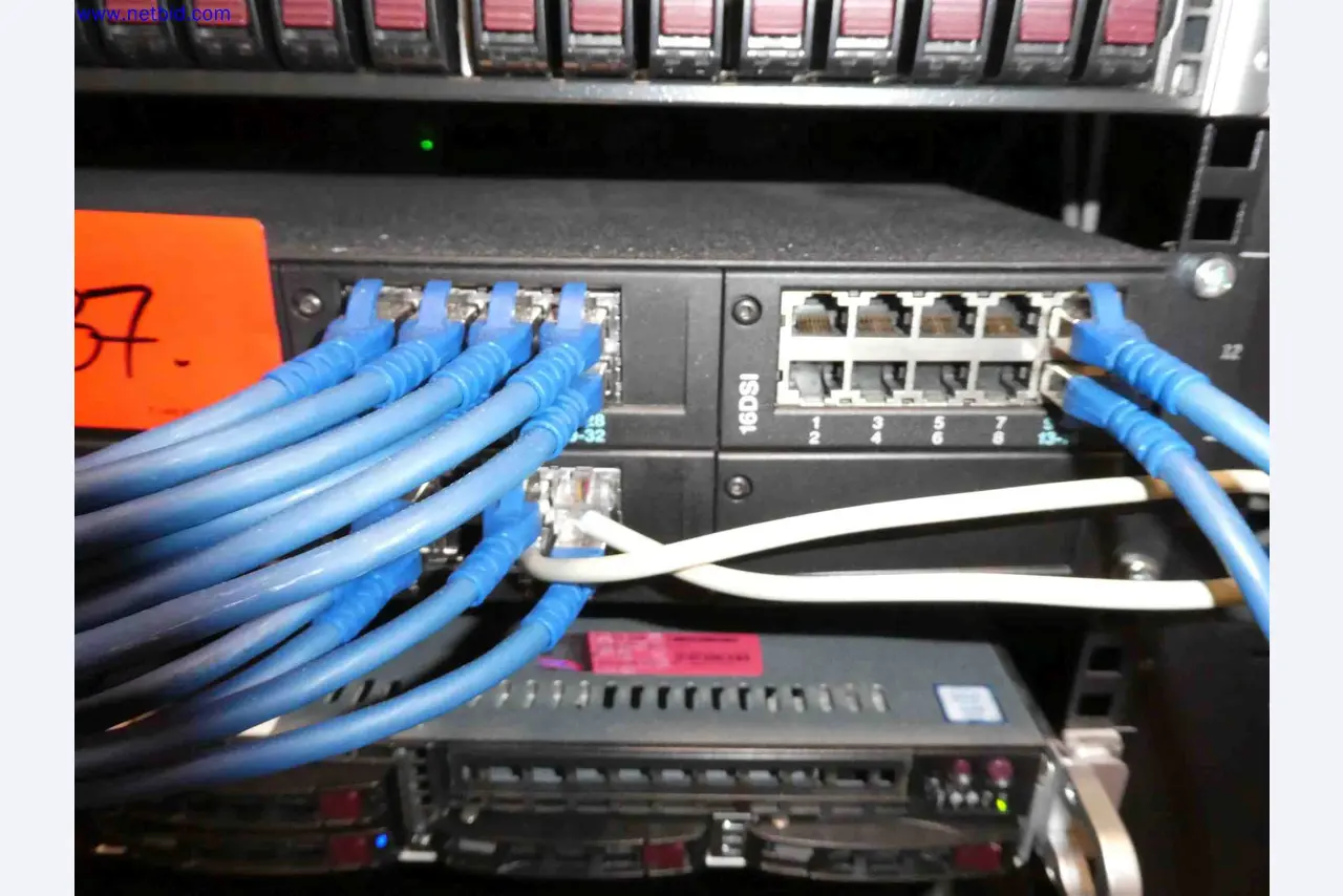 Machines for the production of precise metal components using CNC turning and CNC milling-4