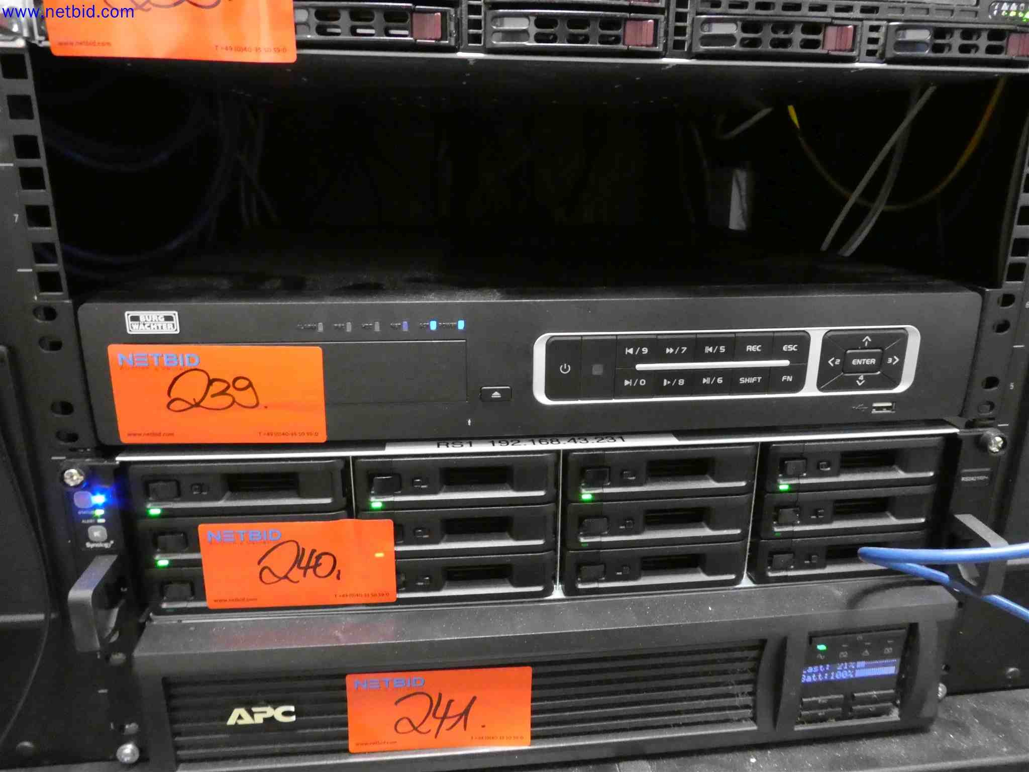 Maschinen zur Herstellung von präzisen Metallbauteilen mittels CNC-Drehen und CNC-Fräsen-1