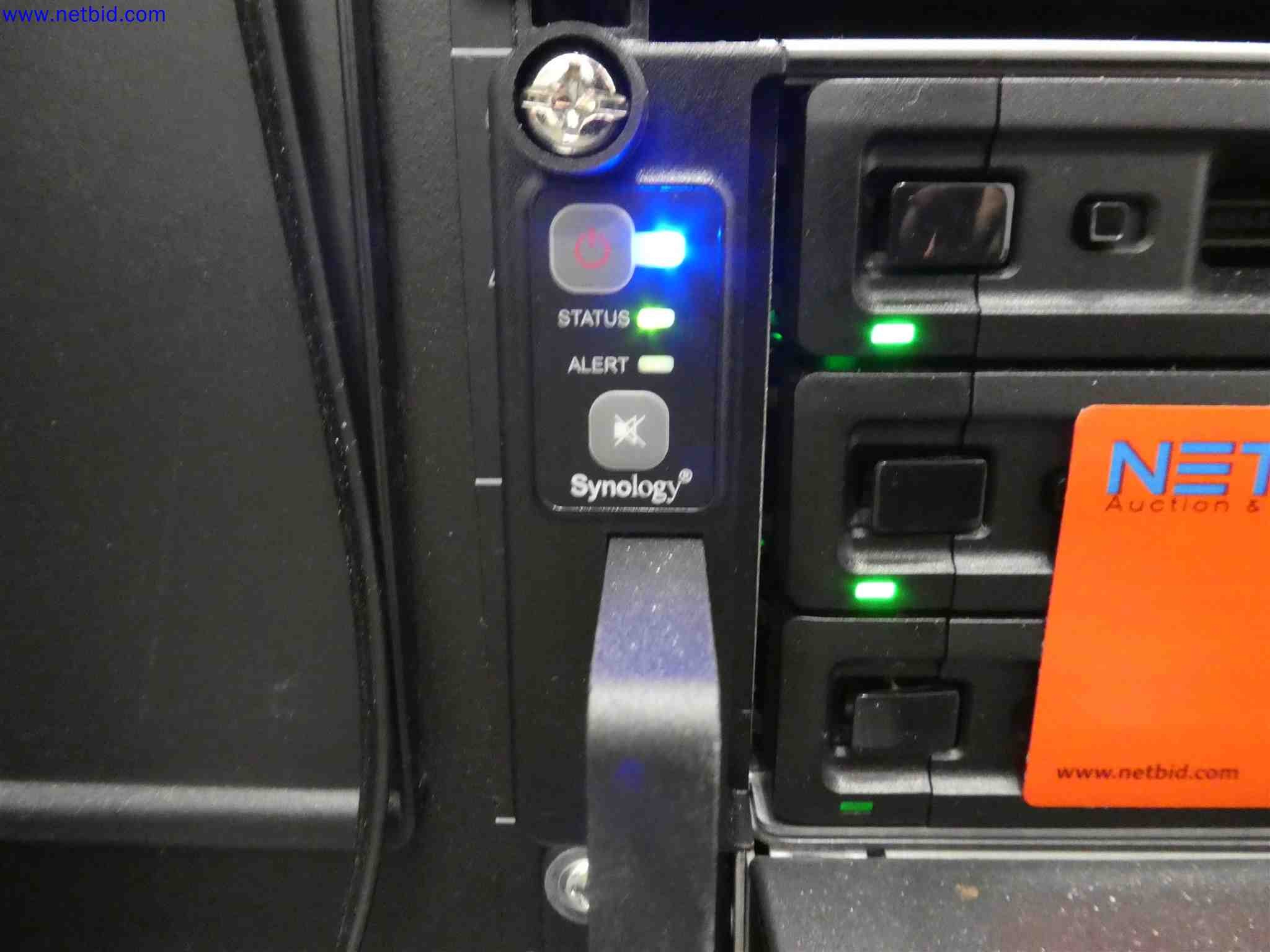 Maschinen zur Herstellung von präzisen Metallbauteilen mittels CNC-Drehen und CNC-Fräsen-2