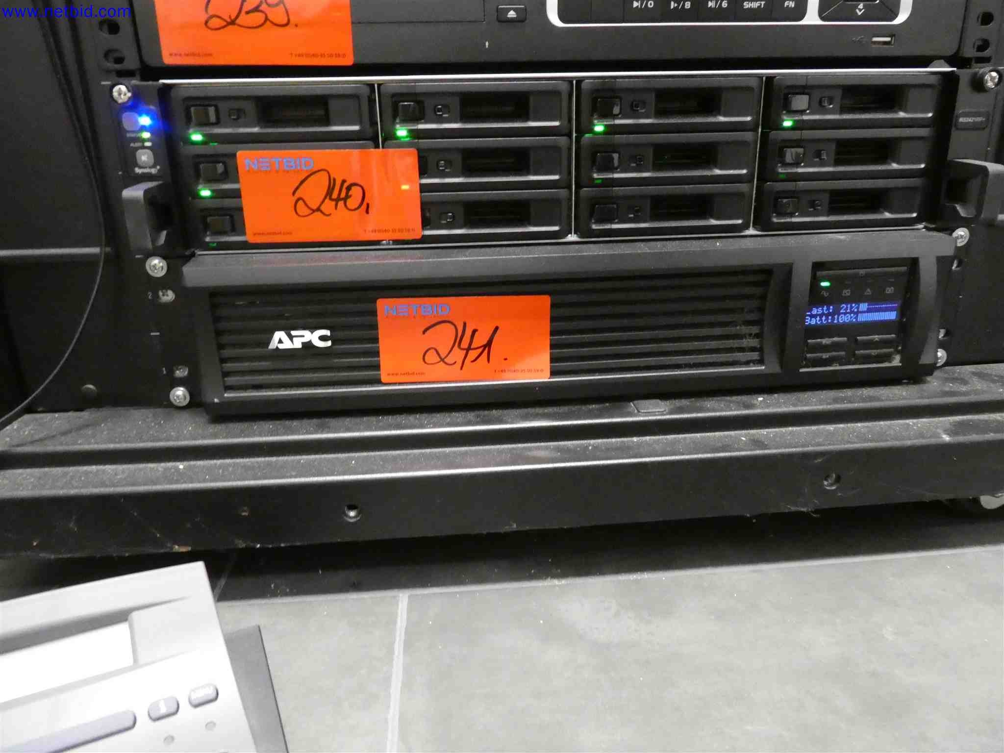 Maschinen zur Herstellung von präzisen Metallbauteilen mittels CNC-Drehen und CNC-Fräsen-1