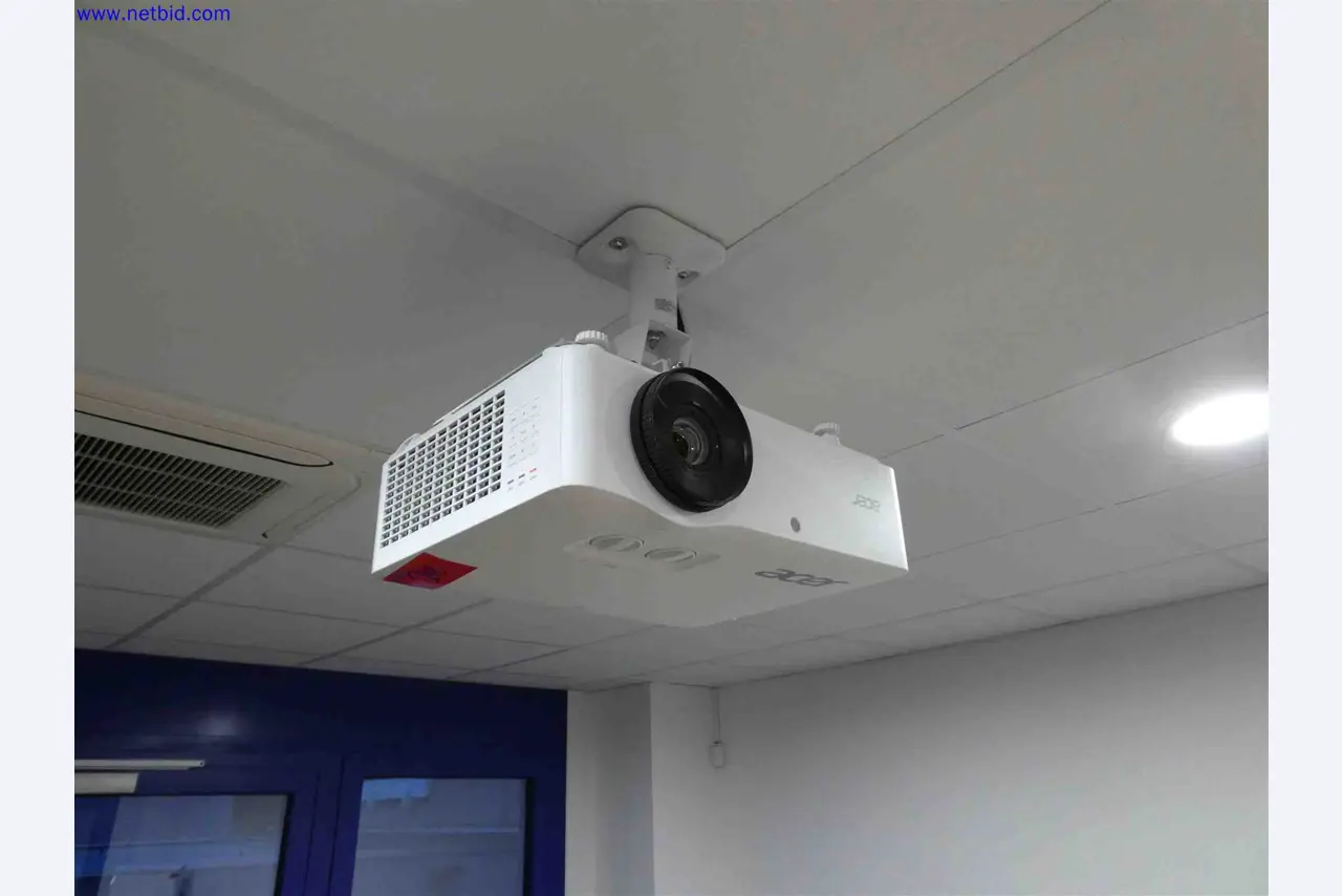 Machines for the production of precise metal components using CNC turning and CNC milling-1