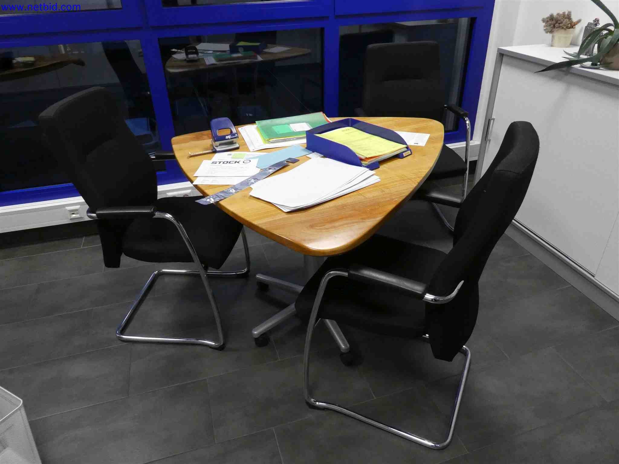 Machines for the production of precise metal components using CNC turning and CNC milling-3