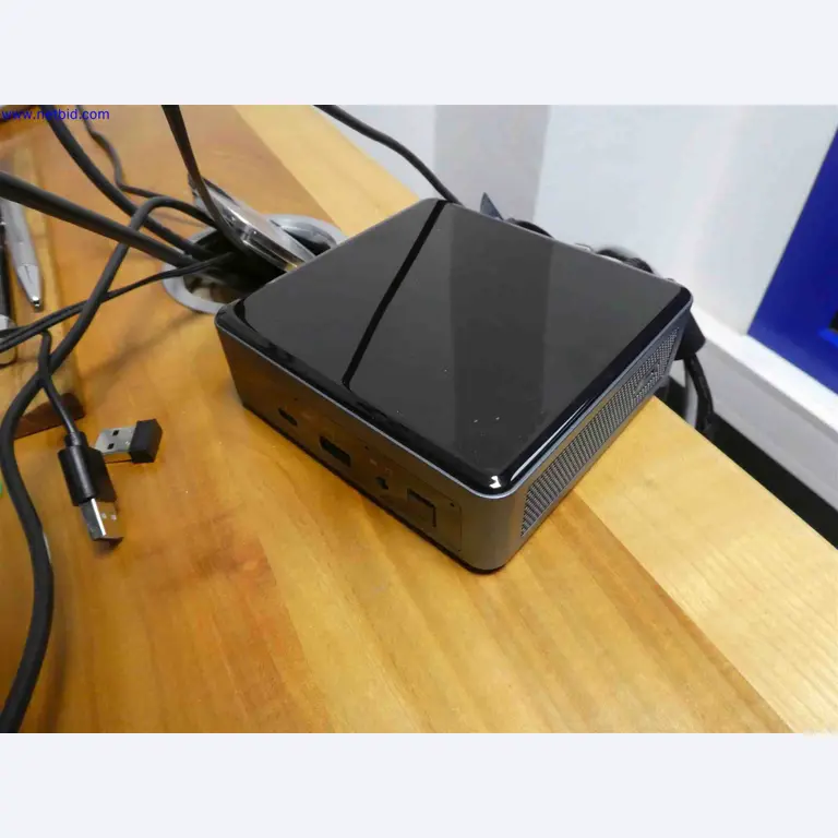 Machines for the production of precise metal components using CNC turning and CNC milling-4