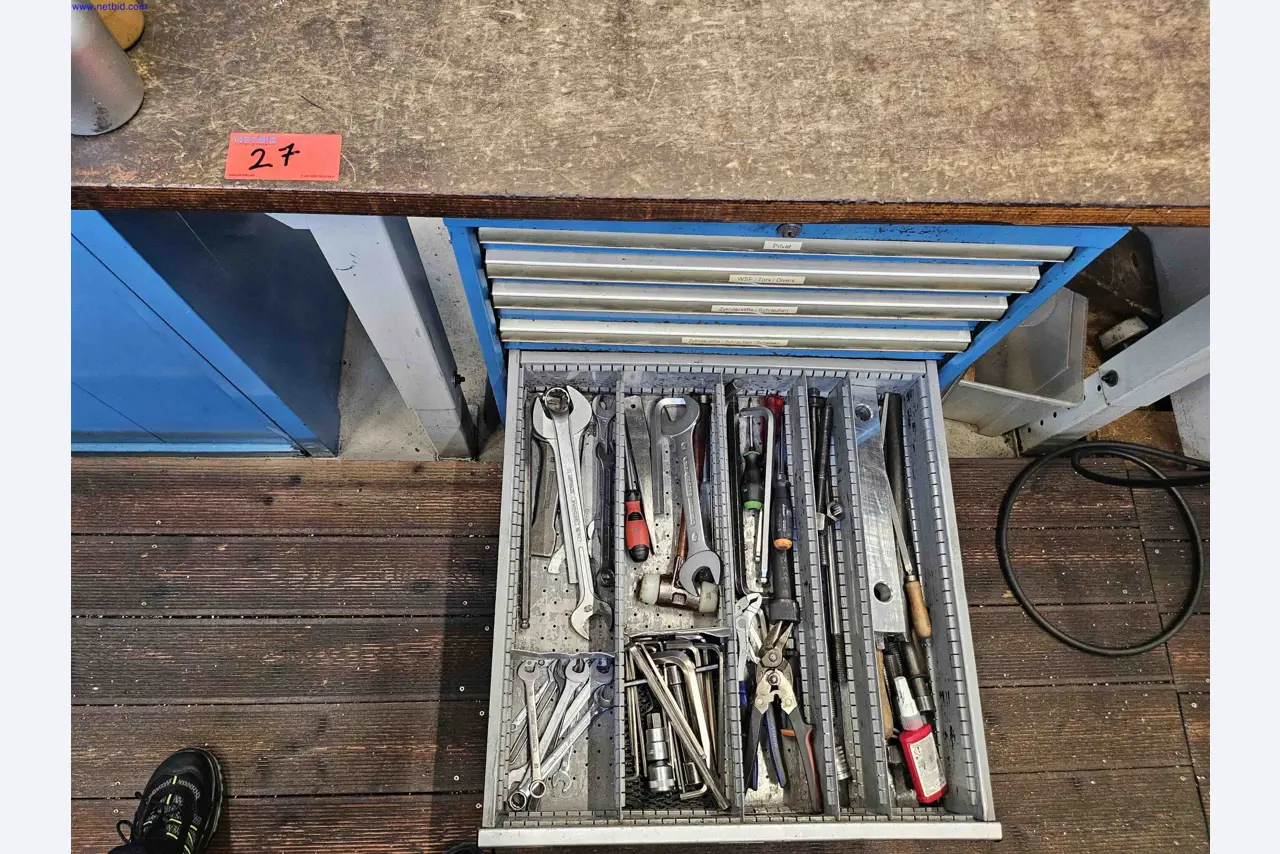 Machines for the production of precise metal components using CNC turning and CNC milling-11